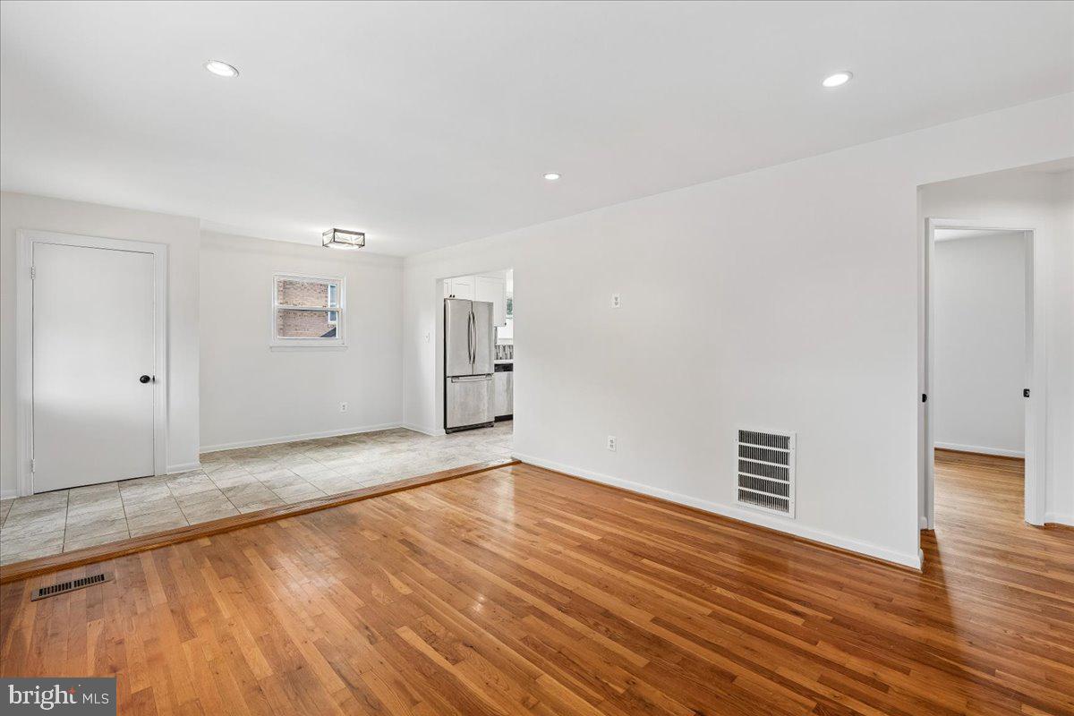 ROCKVILLE PARK - Residential