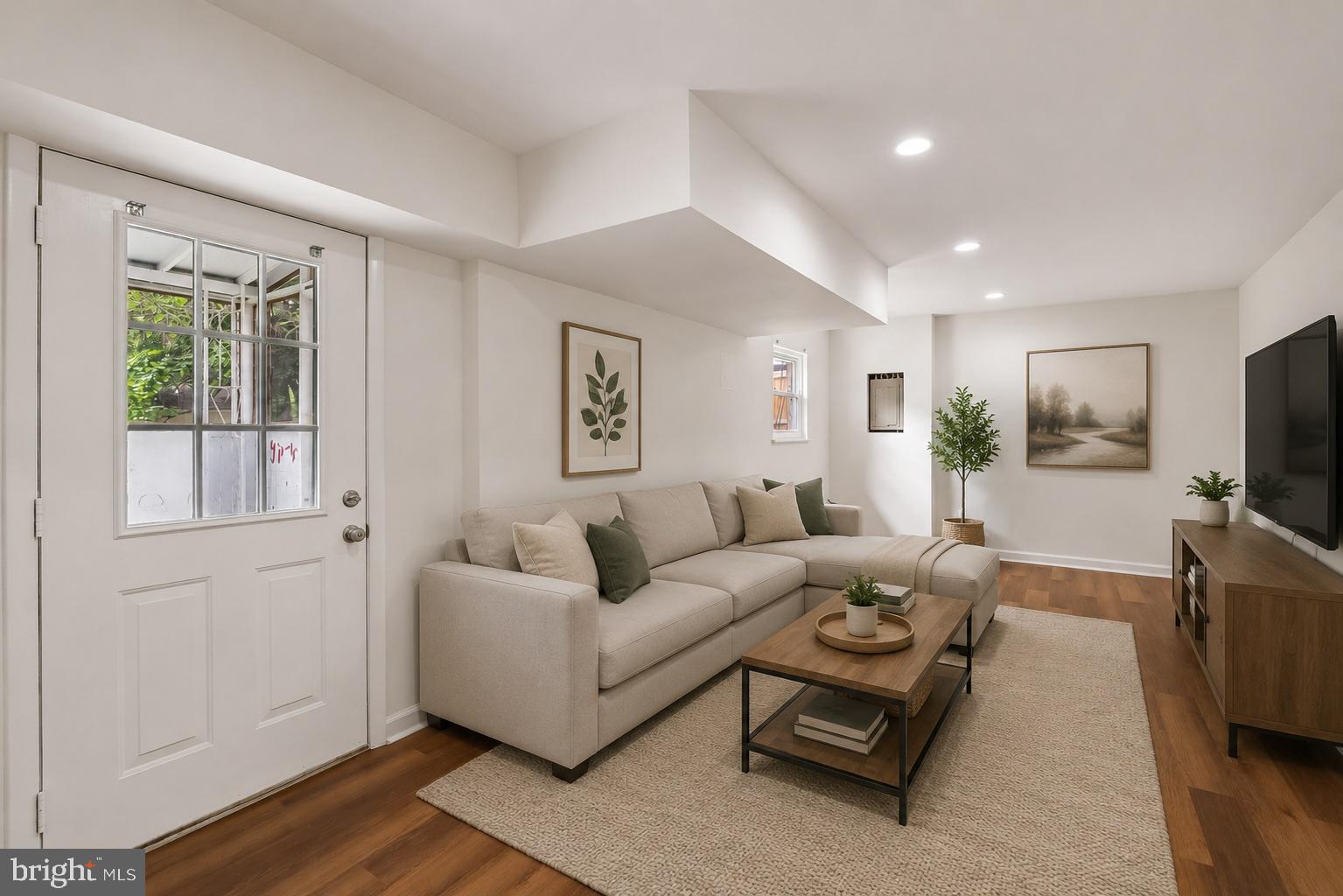 ROCKVILLE PARK - Residential