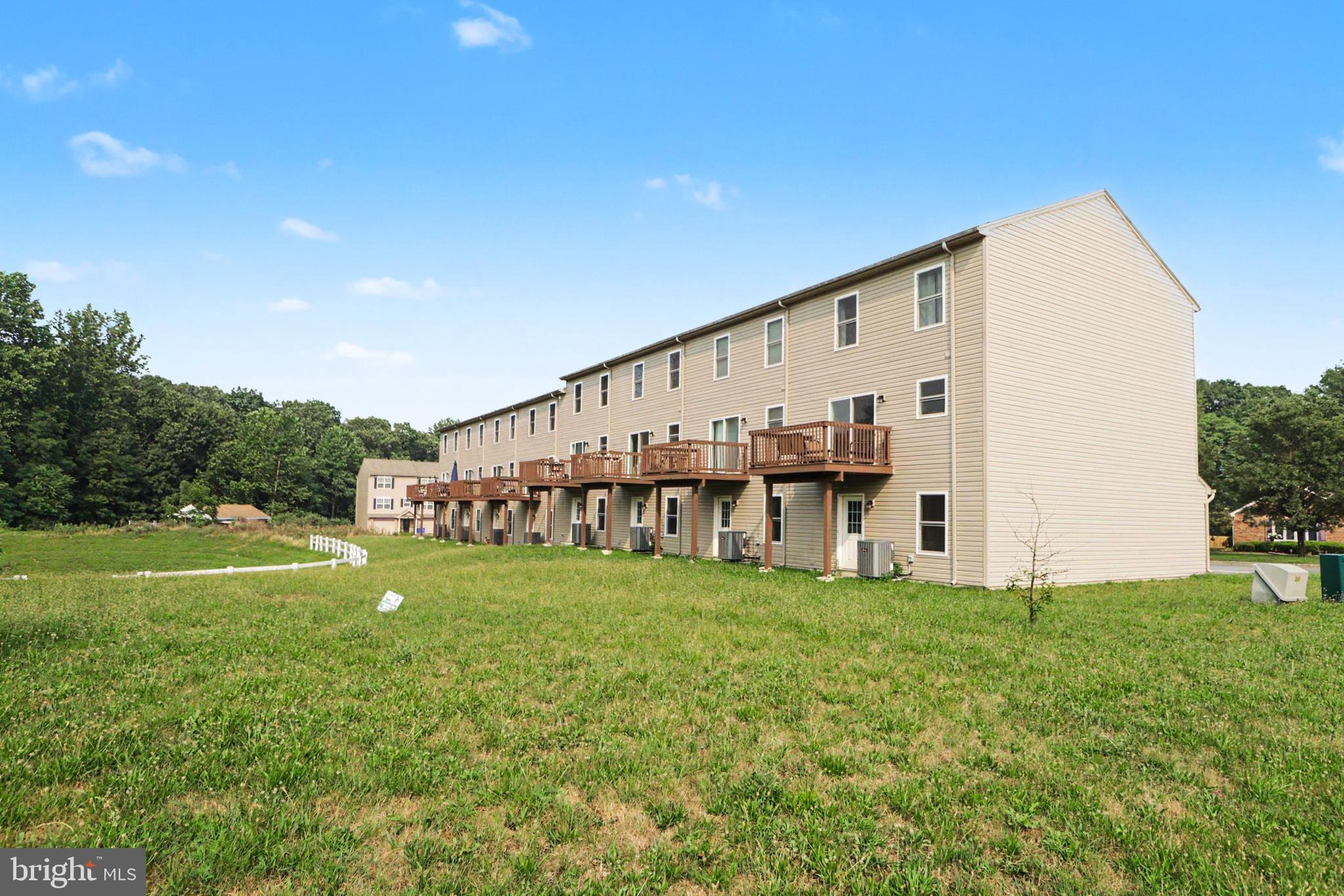 THE WOODLANDS - Commercial Sale