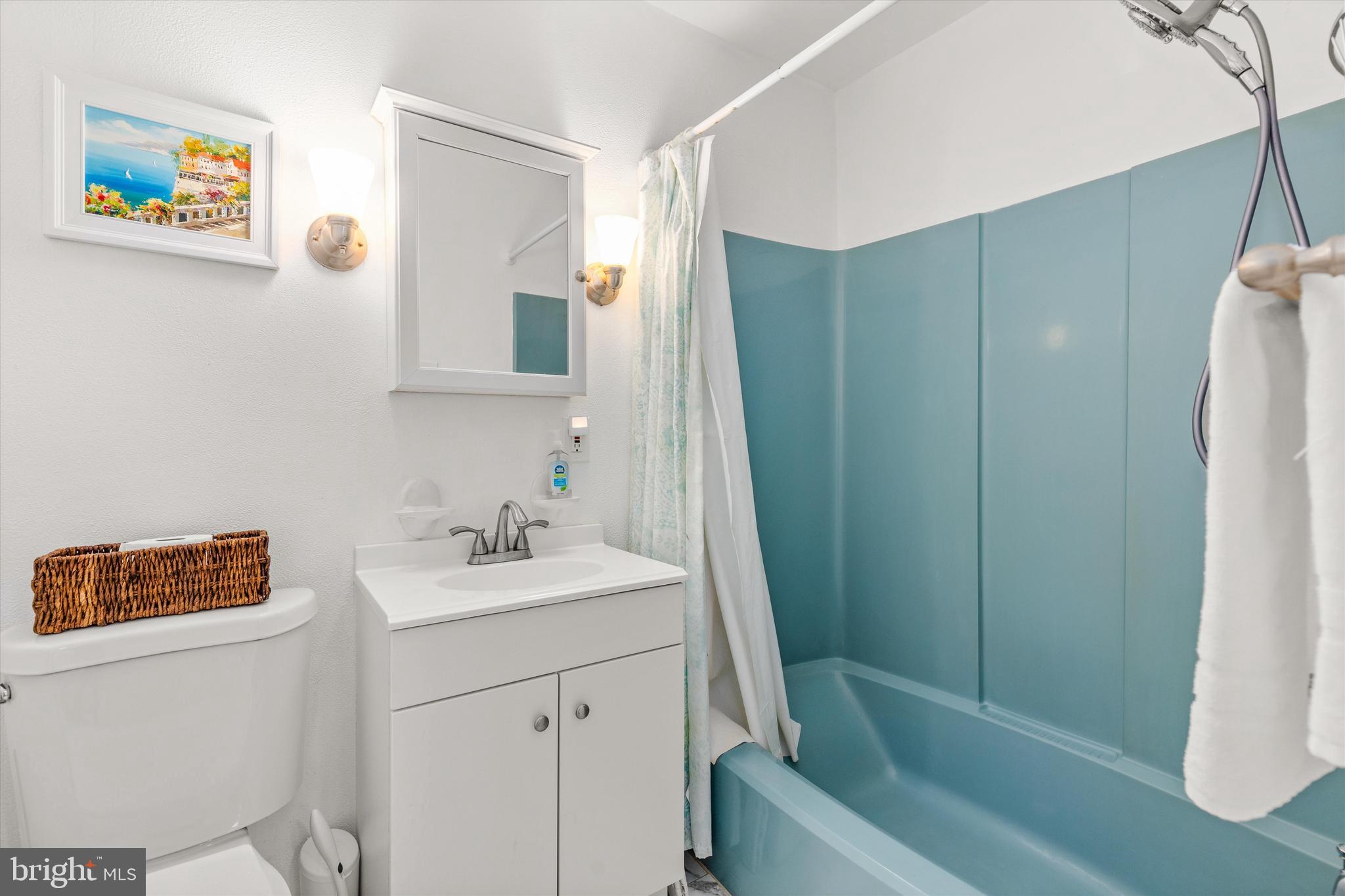 BAYSHORE ESTATES - Residential