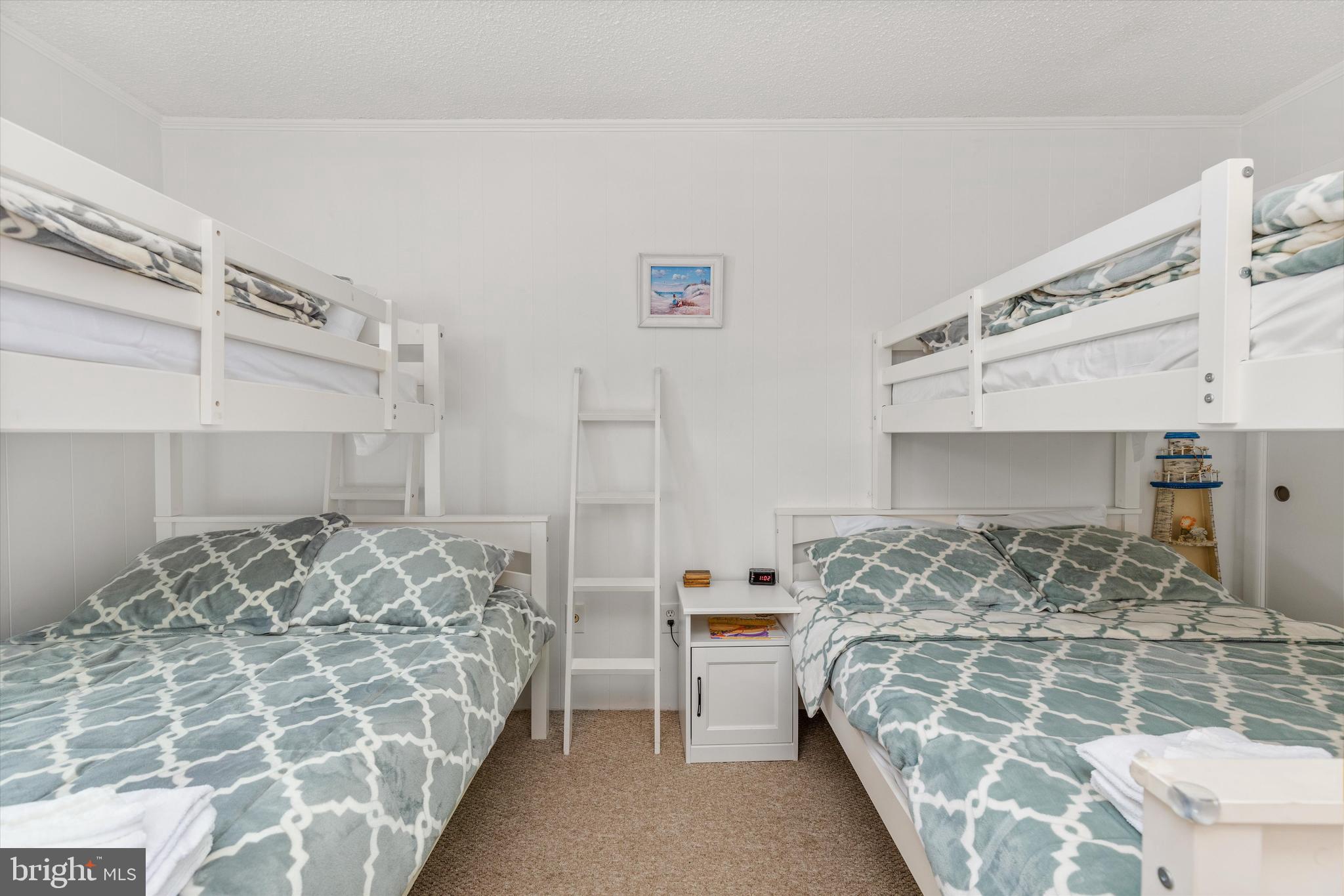 BAYSHORE ESTATES - Residential