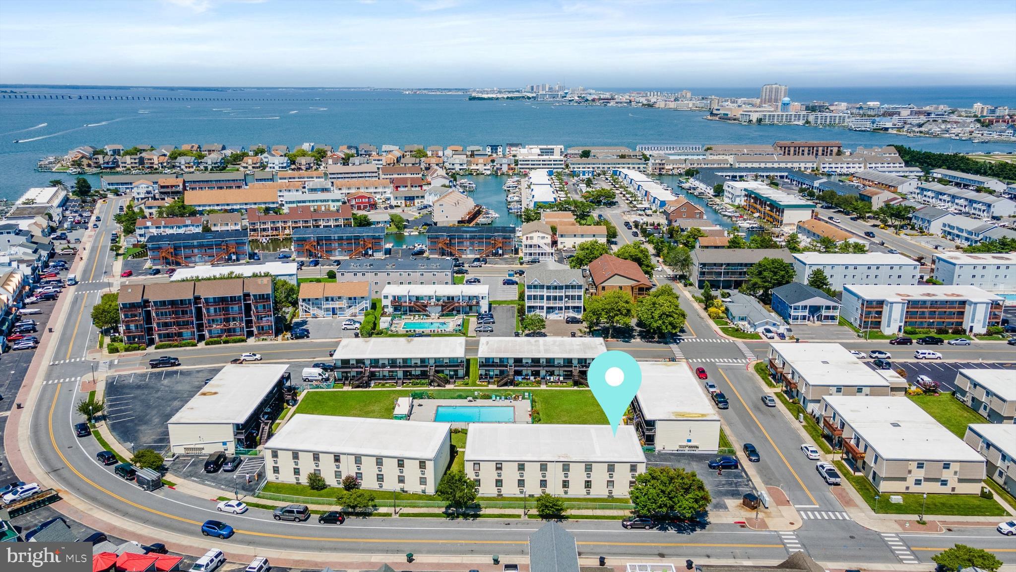 BAYSHORE ESTATES - Residential
