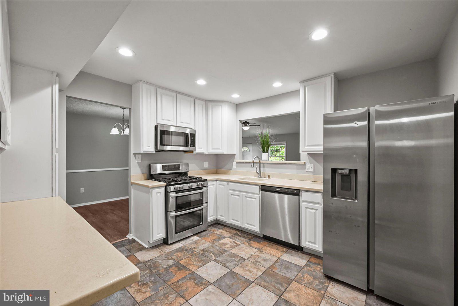 EDGEWOOD MEADOWS - Residential