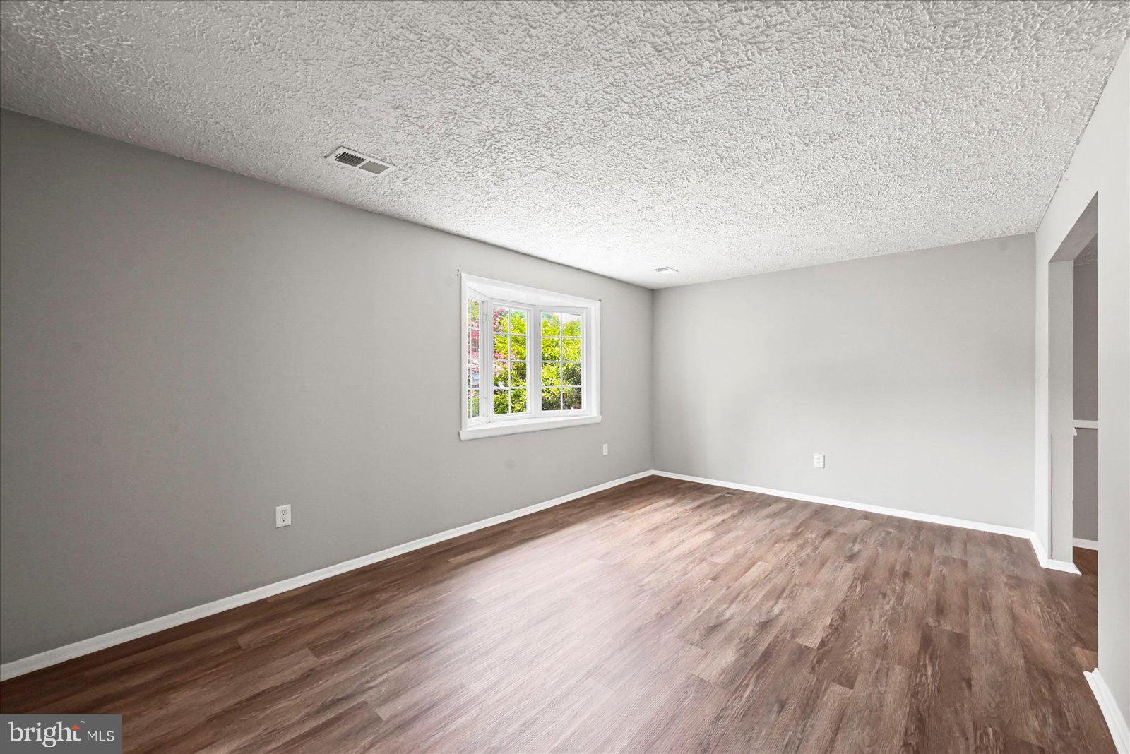 EDGEWOOD MEADOWS - Residential