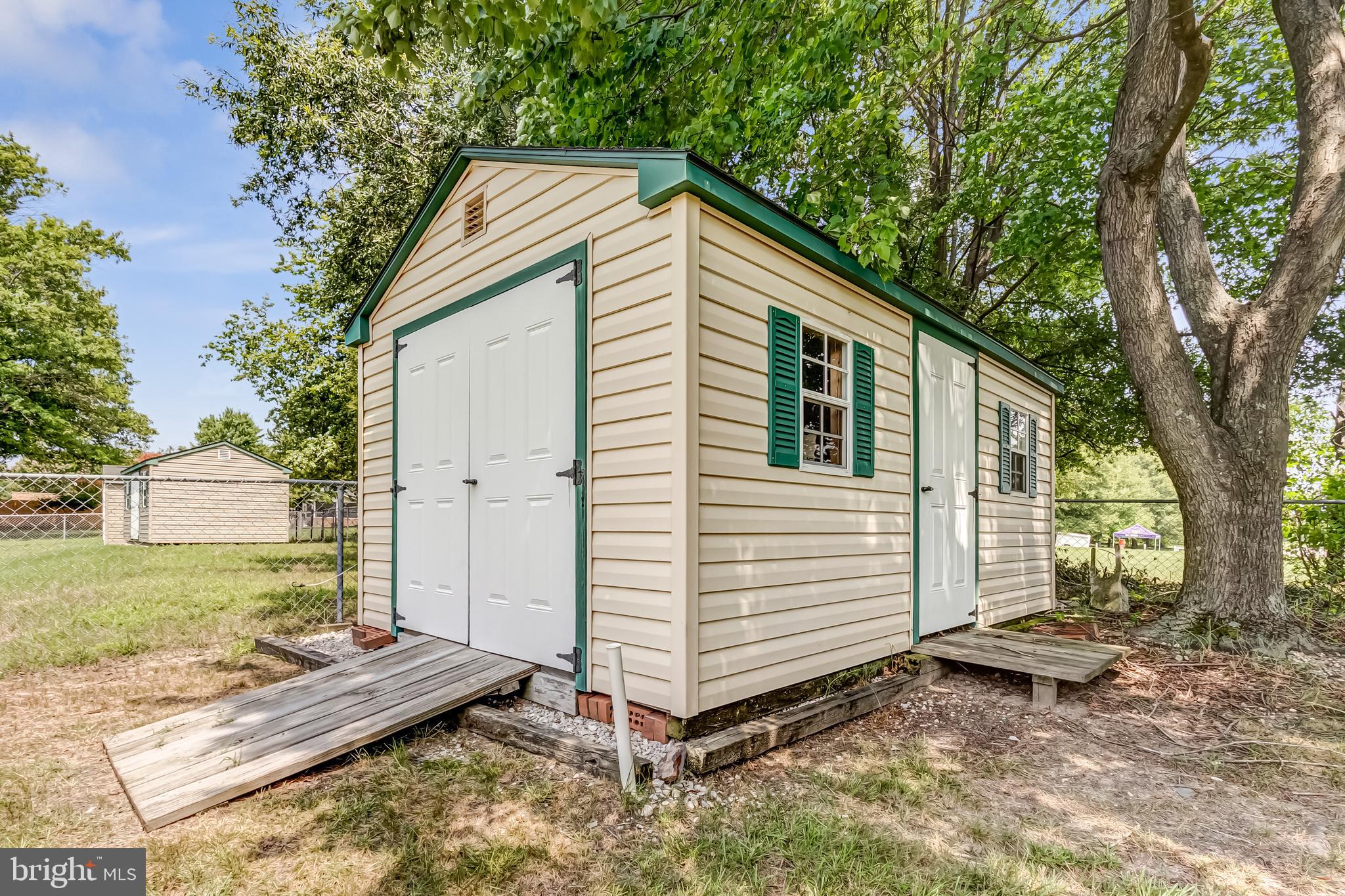 NEW CUT FARMS - Residential