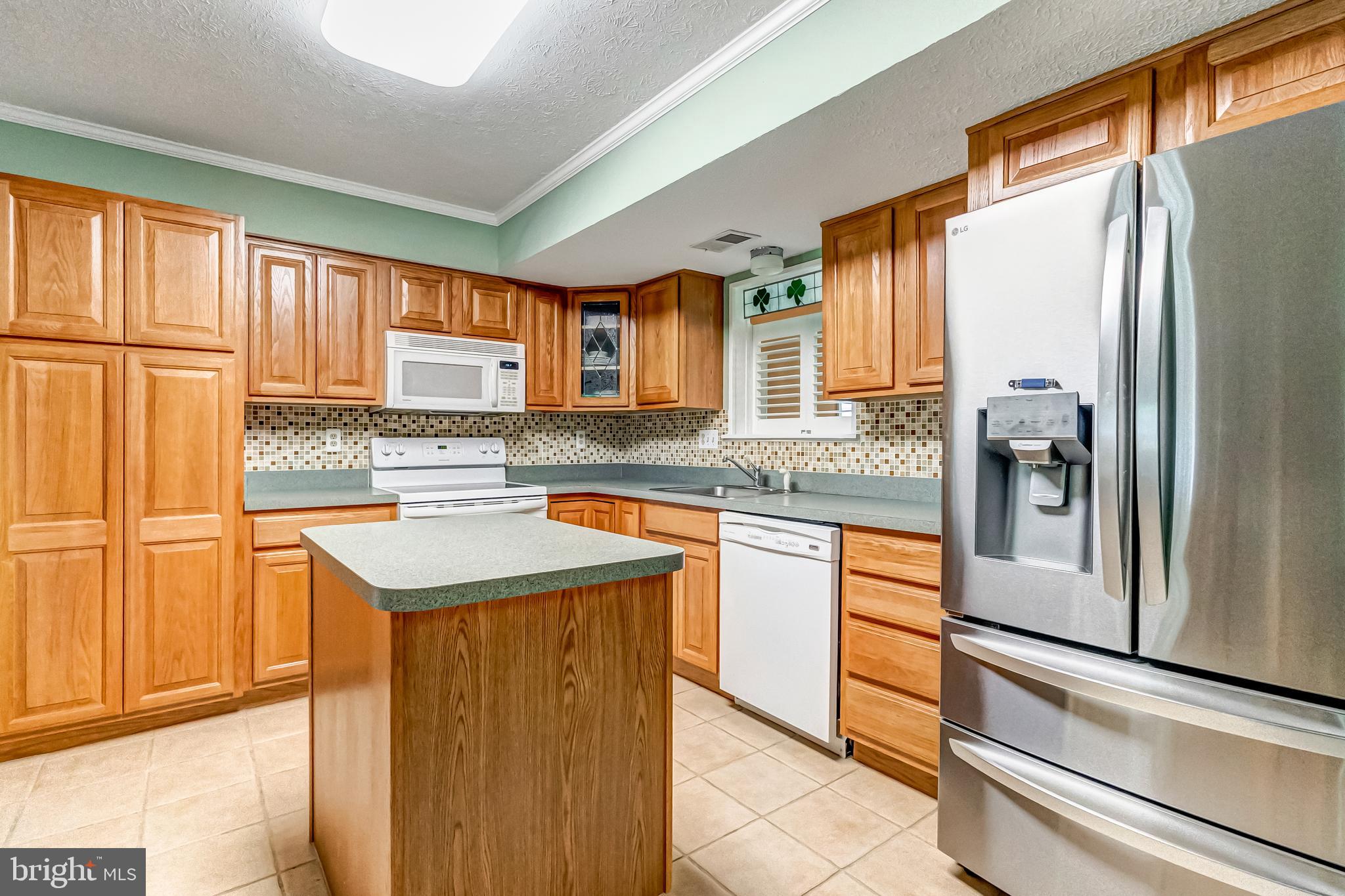 NEW CUT FARMS - Residential
