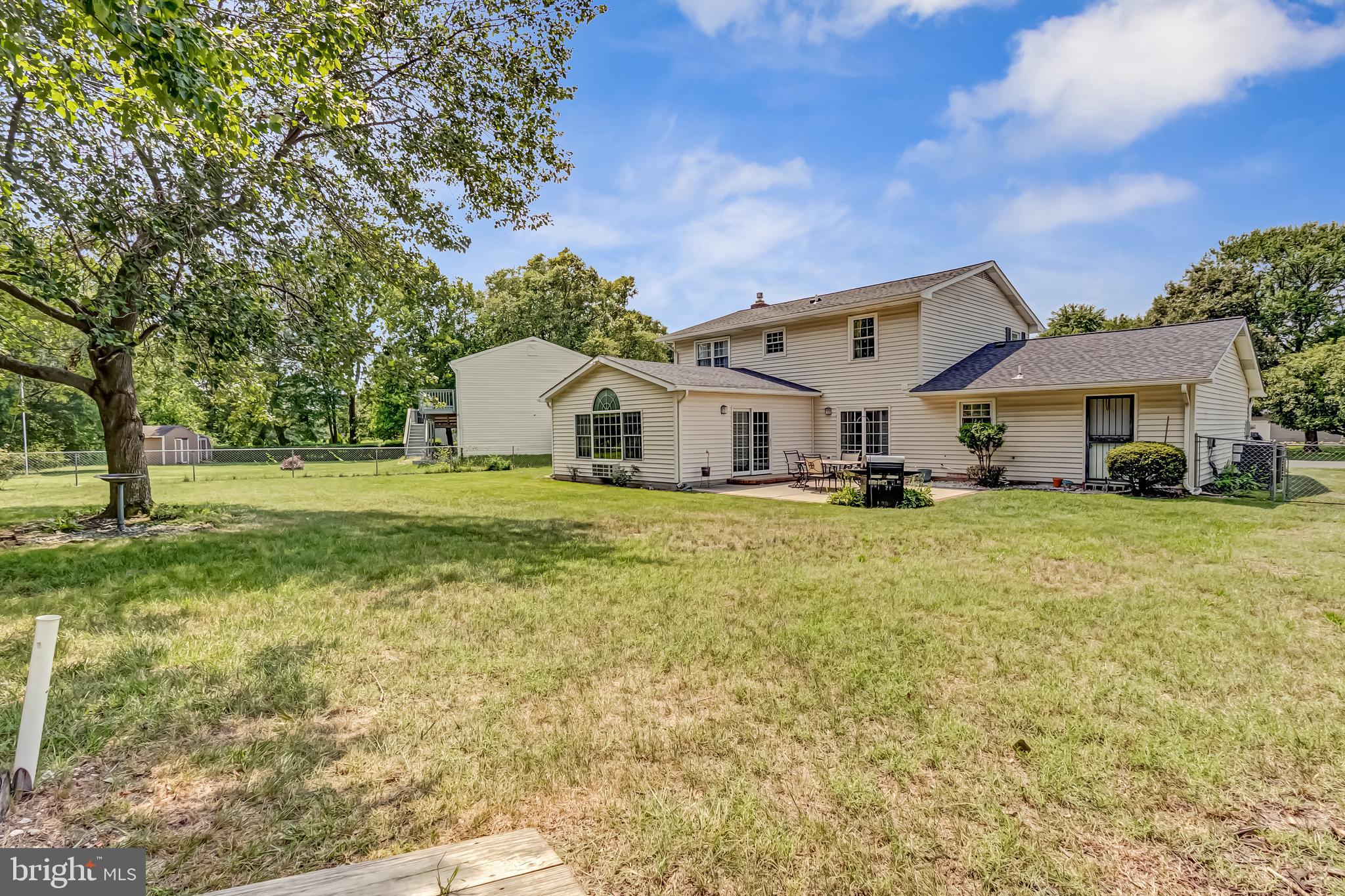NEW CUT FARMS - Residential