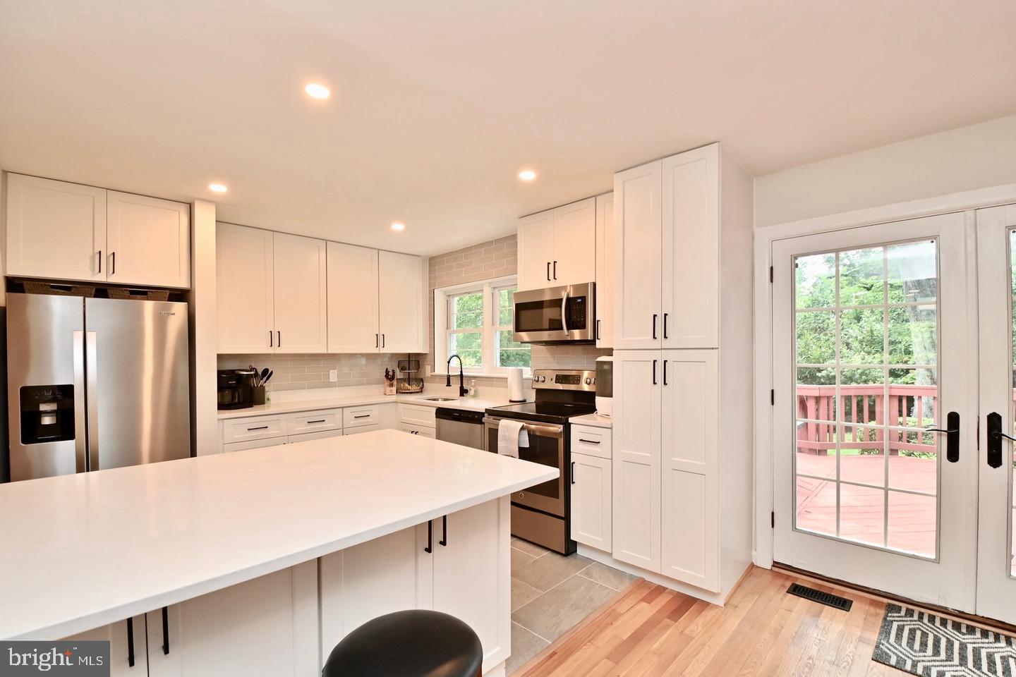 LAKE BARCROFT - Residential Lease