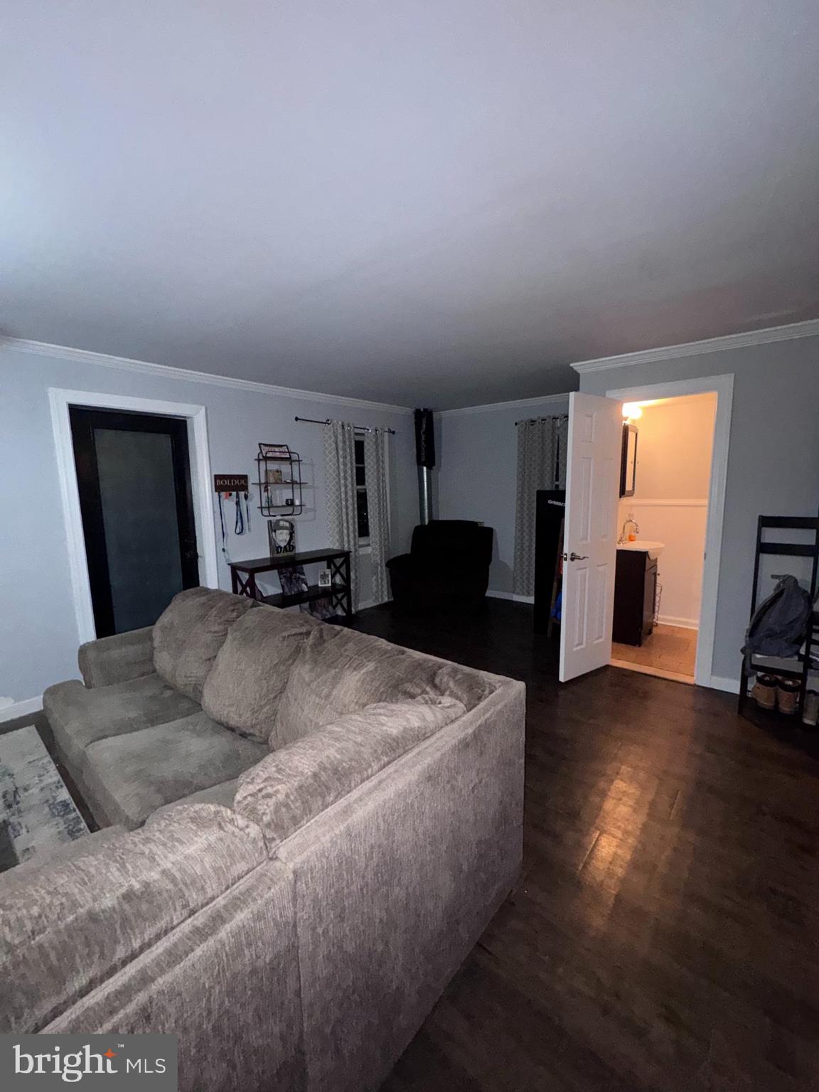 ELVERSON - Residential