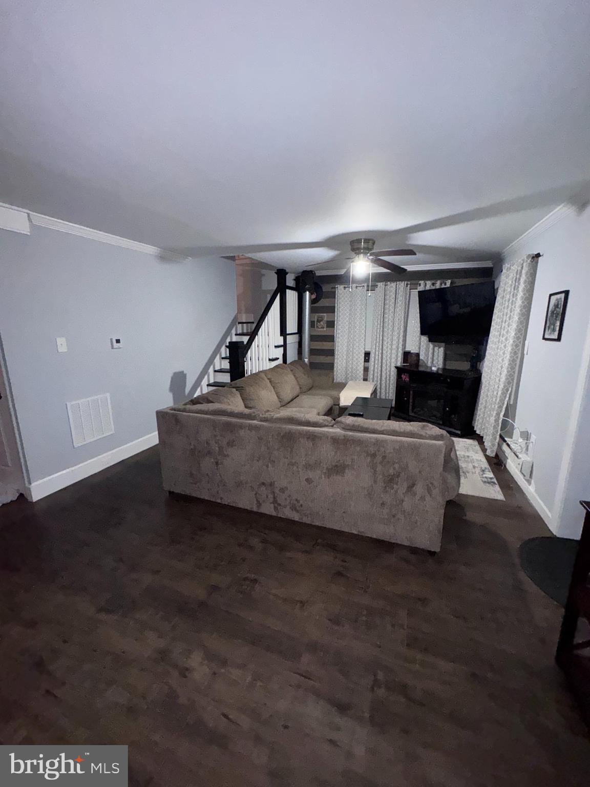 ELVERSON - Residential