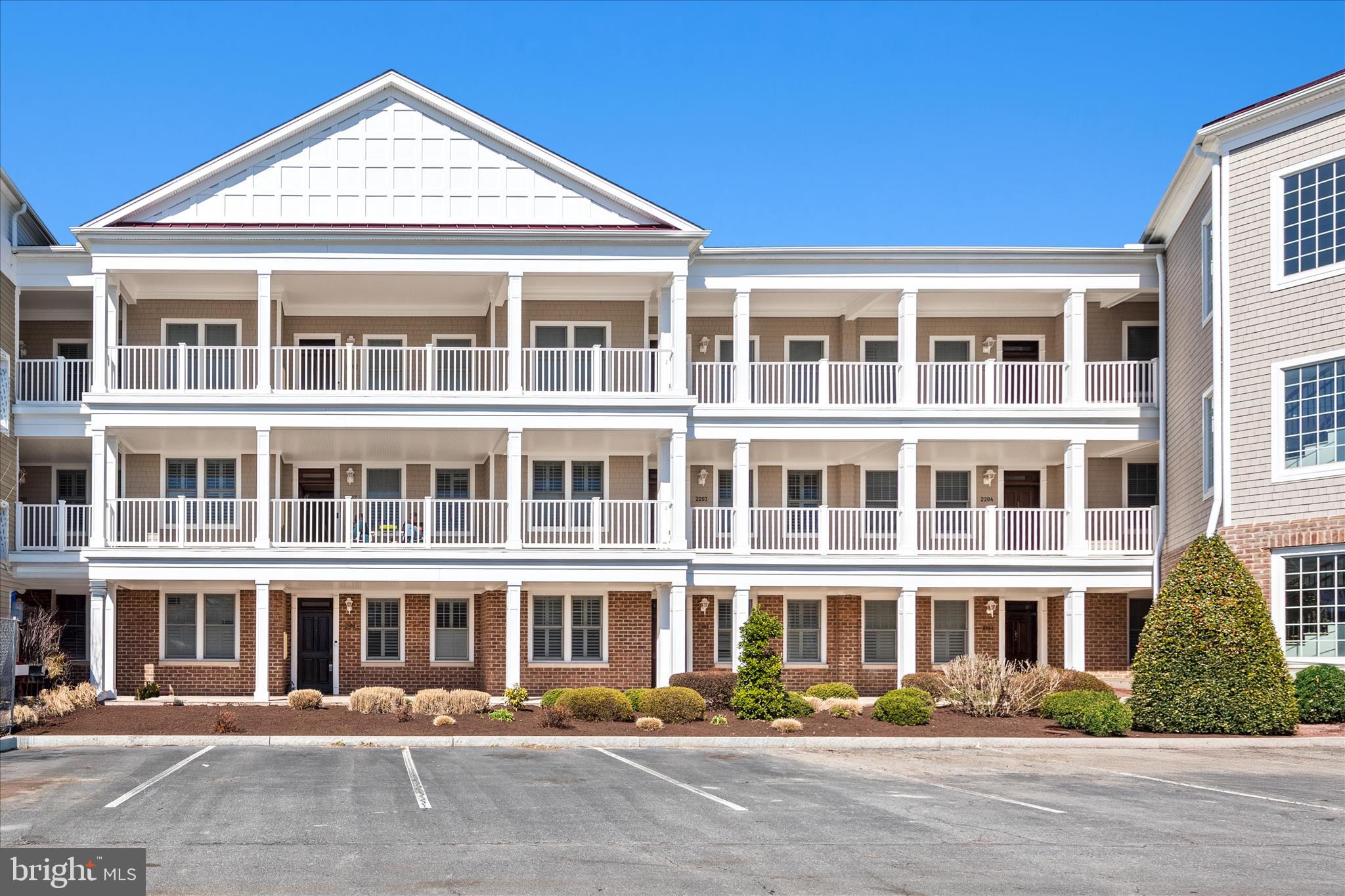 OCEAN PINES - THE POINT - Residential