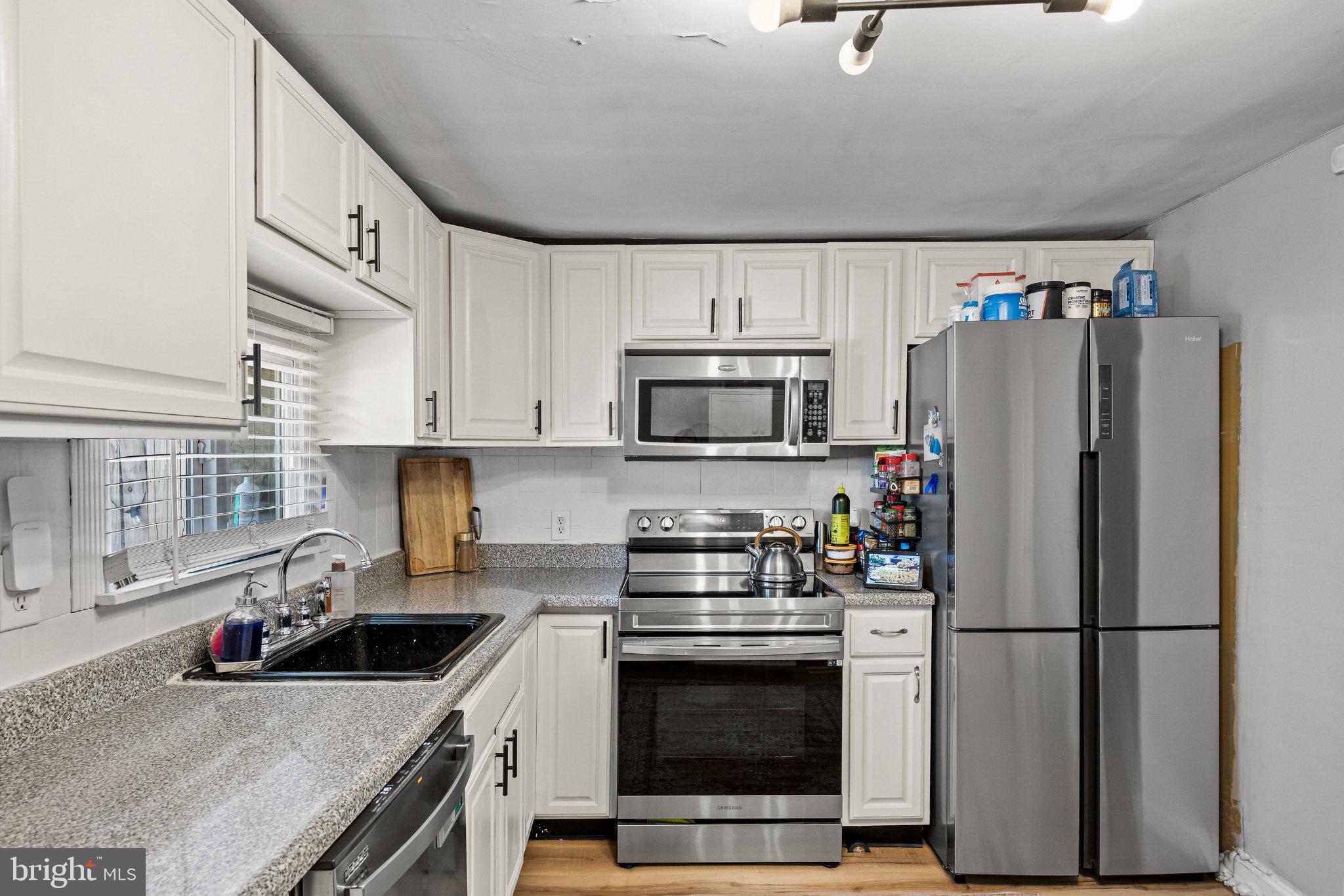 WHITMAN - Residential