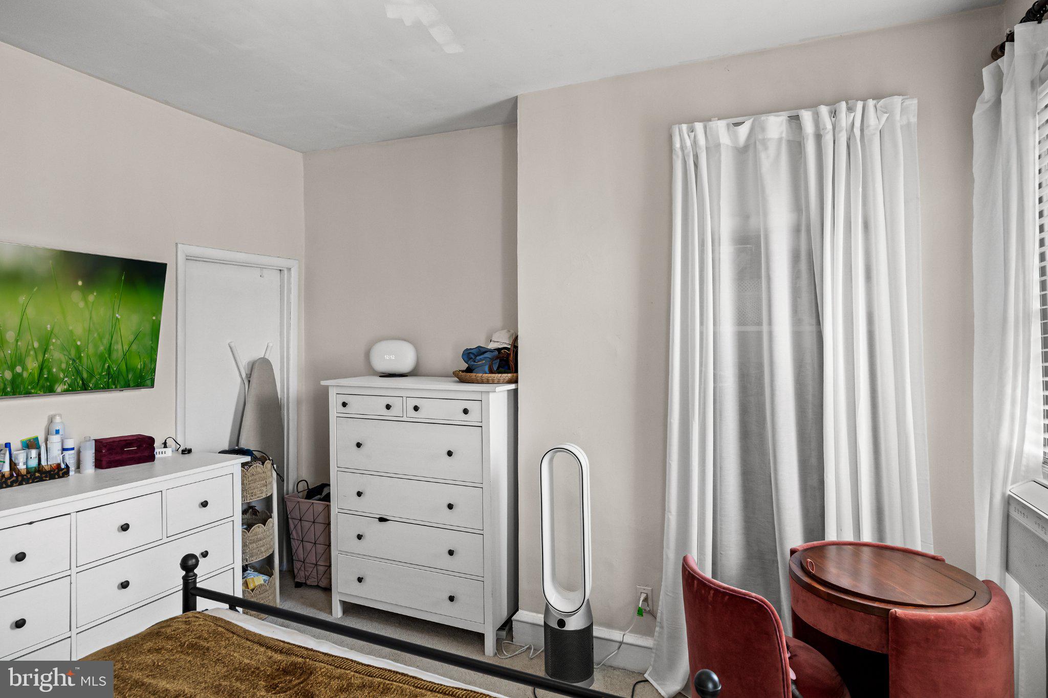 WHITMAN - Residential