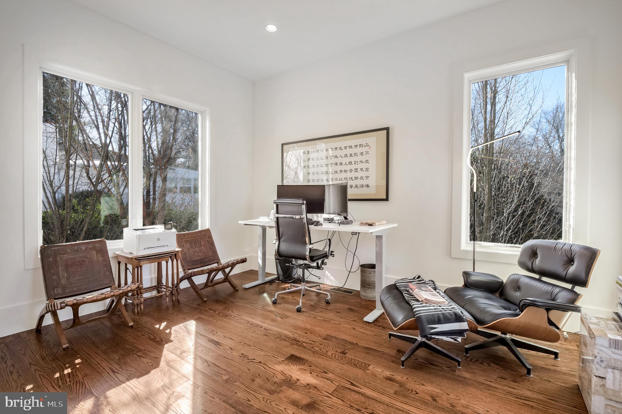 COUNTRY CLUB HILLS - Residential