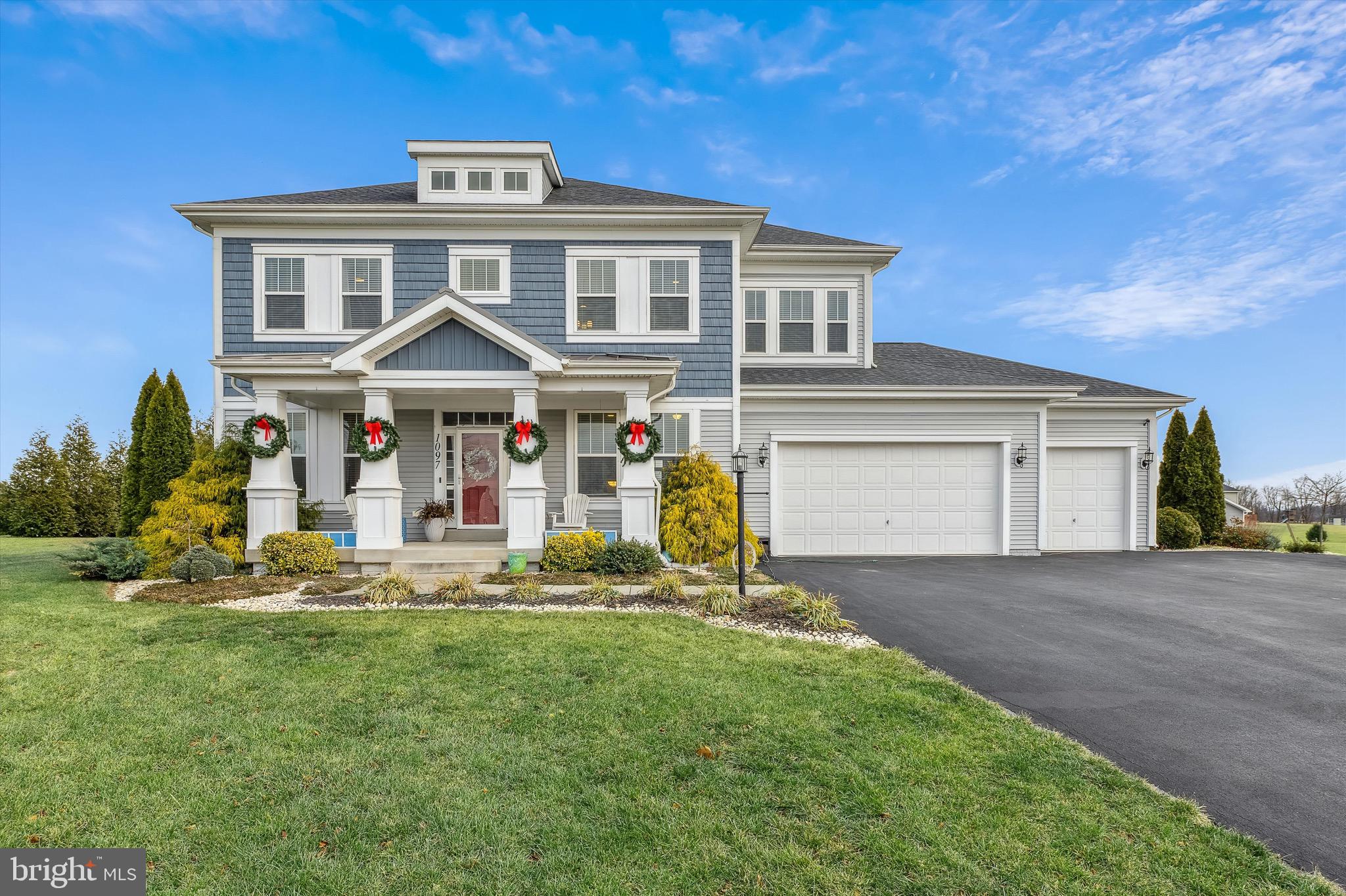 WILLOW RIDGE - Residential