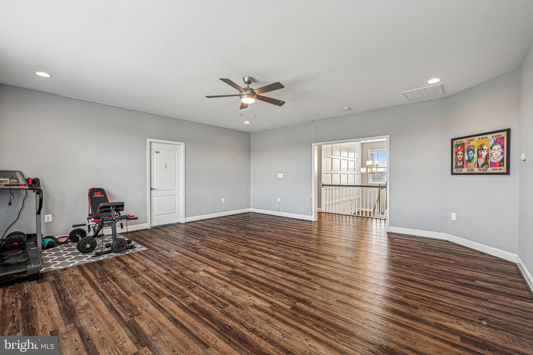 WILLOW RIDGE - Residential