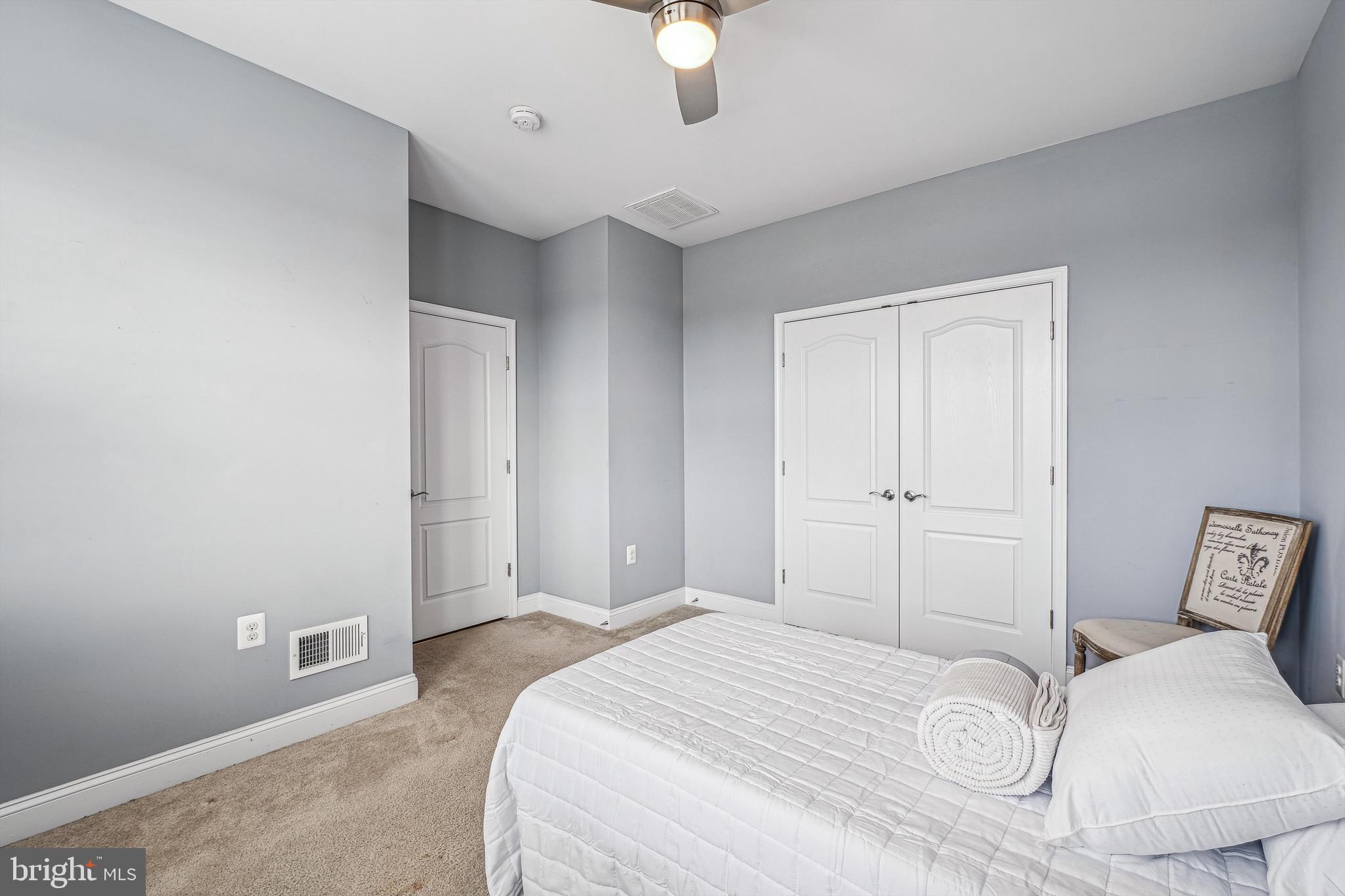 WILLOW RIDGE - Residential