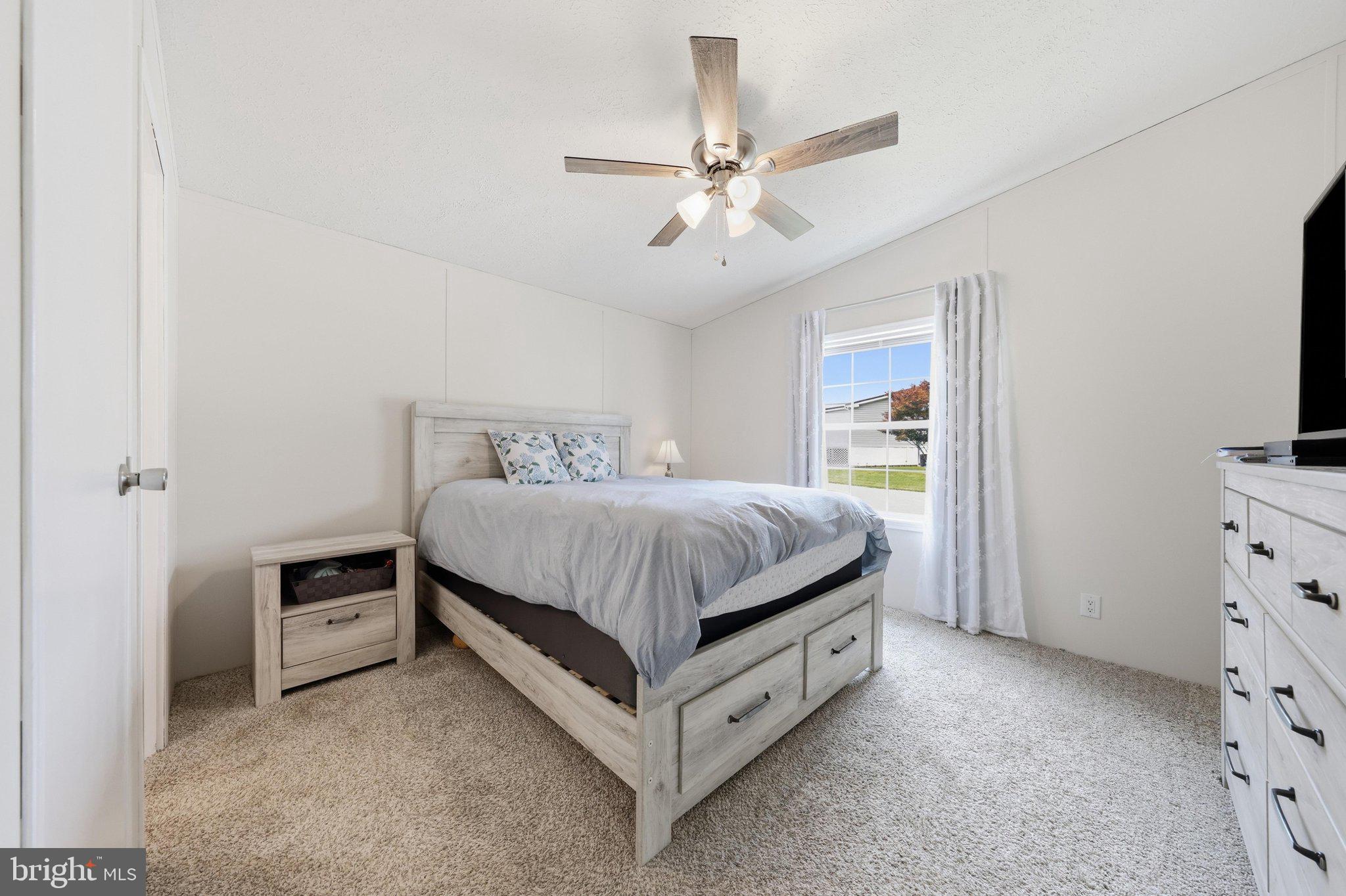 G&G COMMUNITIES - Residential