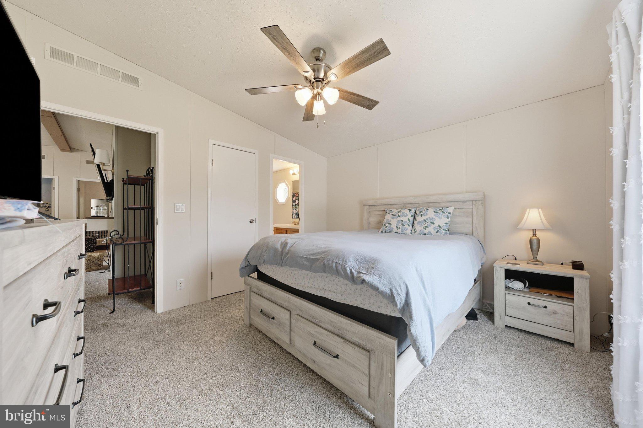 G&G COMMUNITIES - Residential