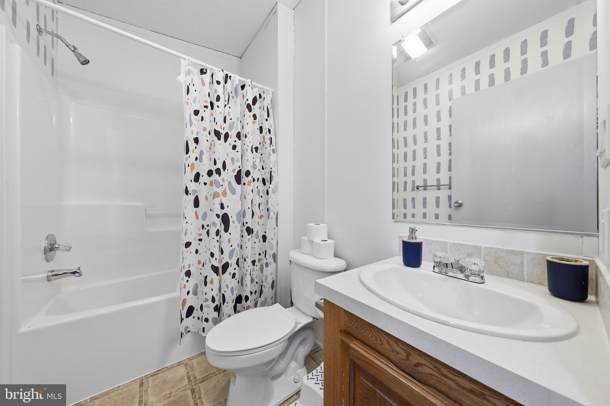 G&G COMMUNITIES - Residential