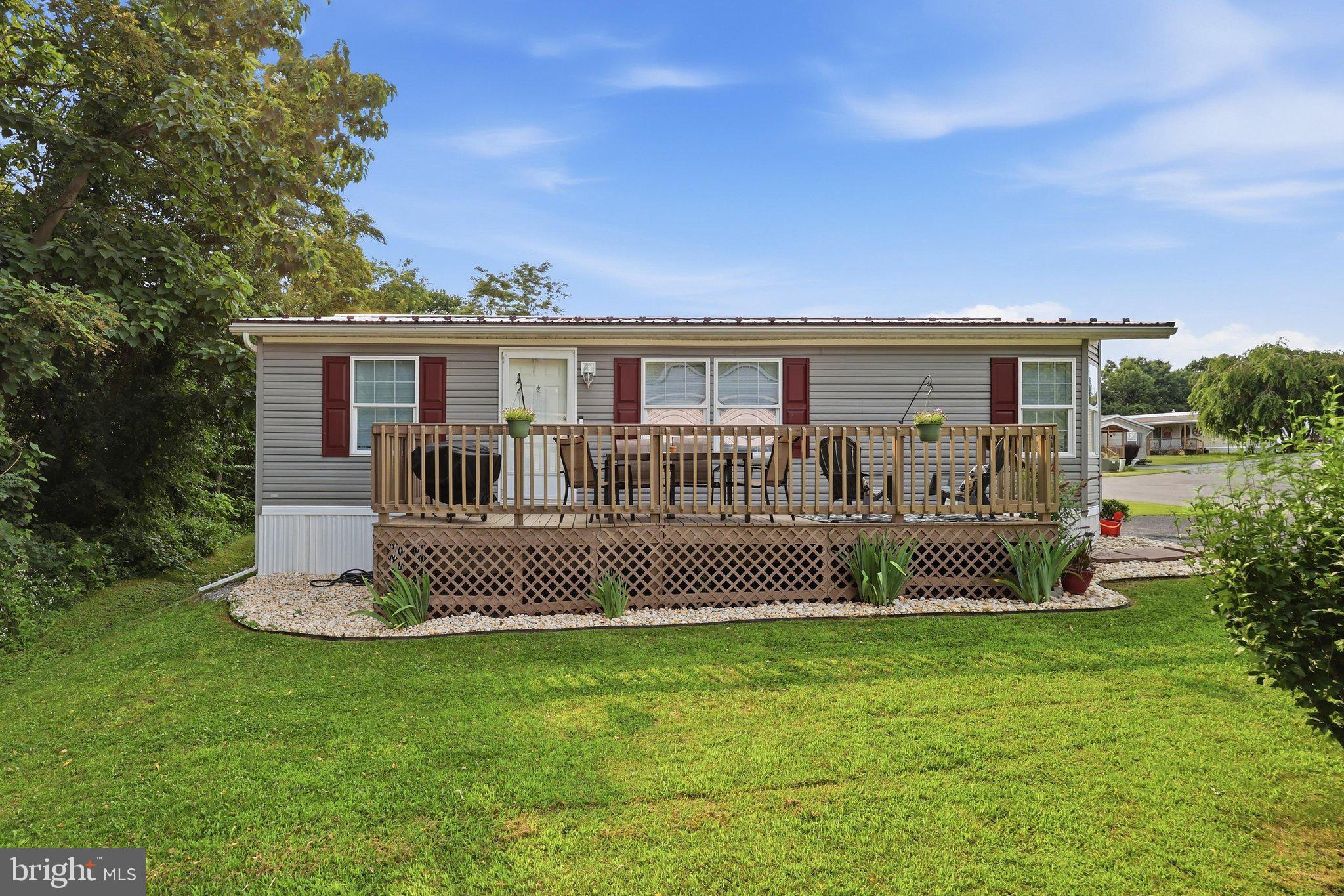G&G COMMUNITIES - Residential