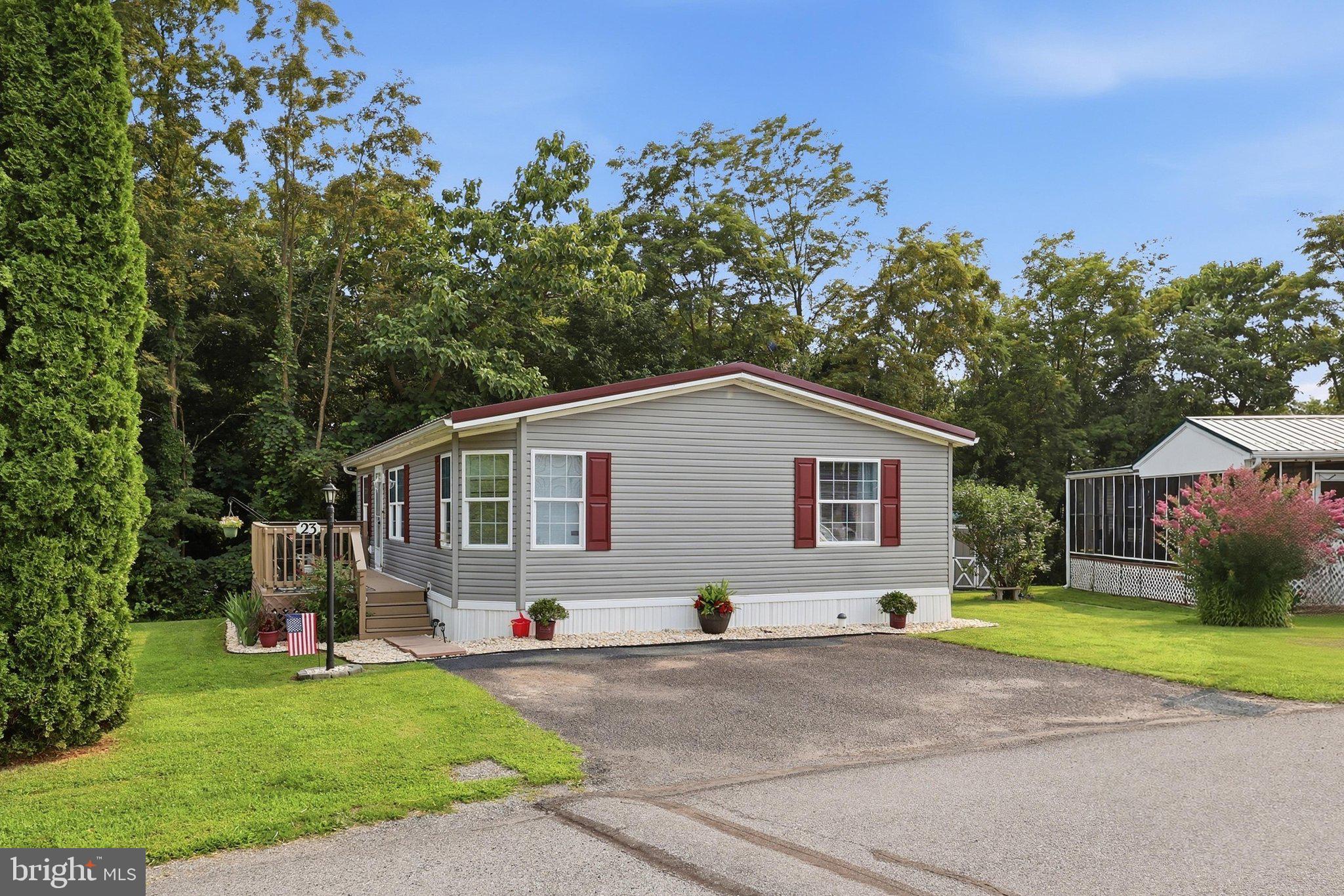 G&G COMMUNITIES - Residential