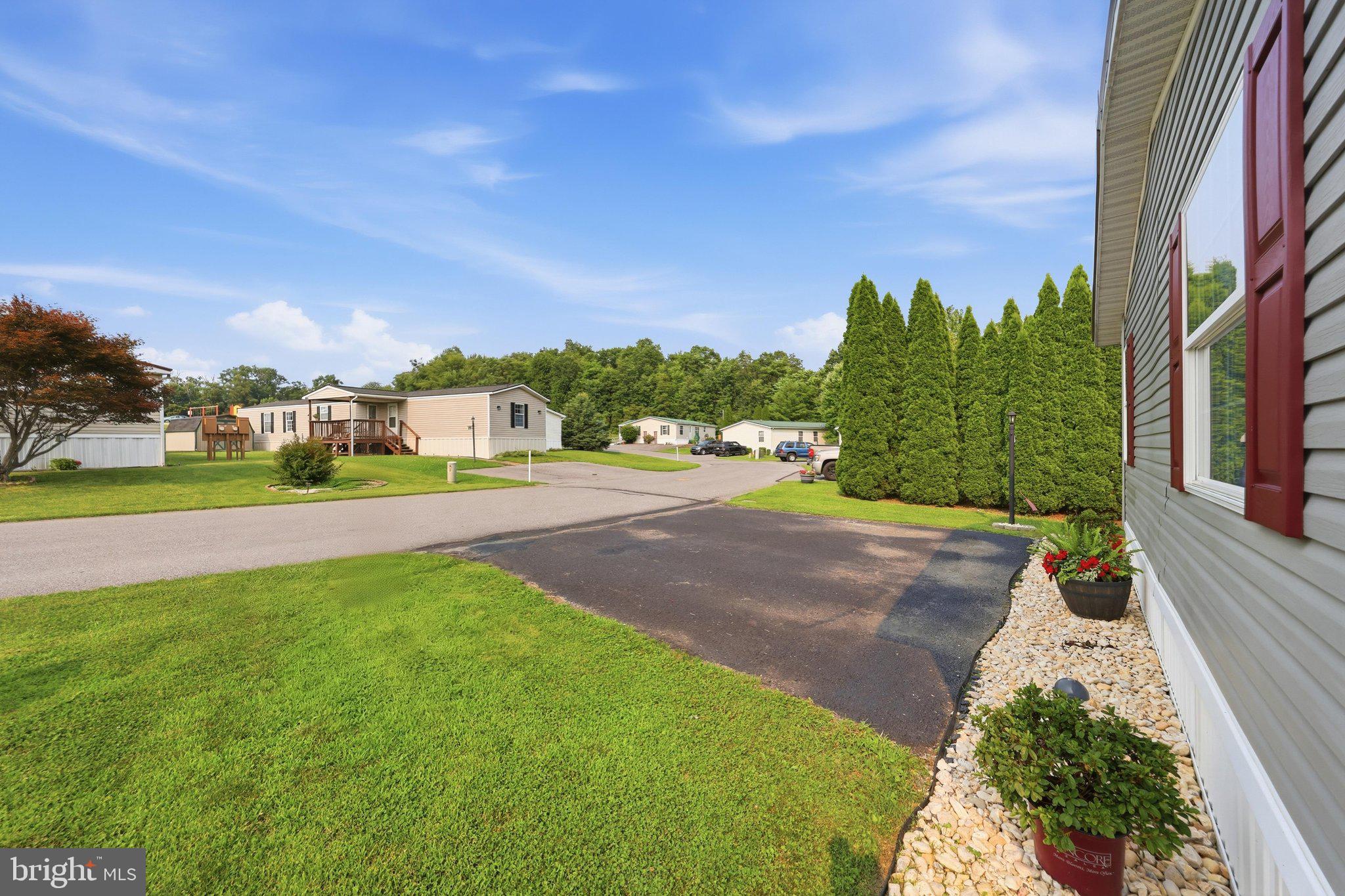 G&G COMMUNITIES - Residential