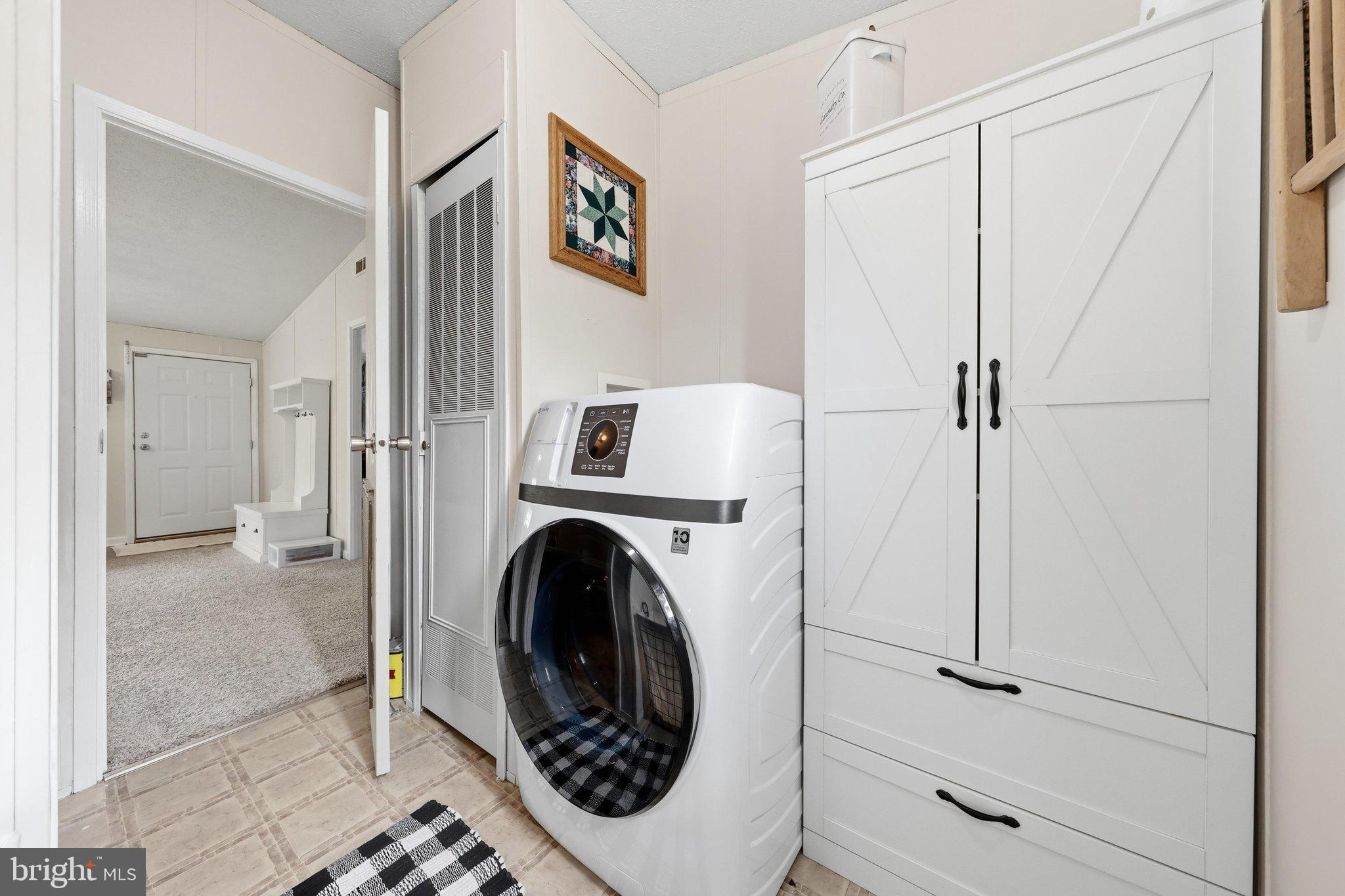 G&G COMMUNITIES - Residential