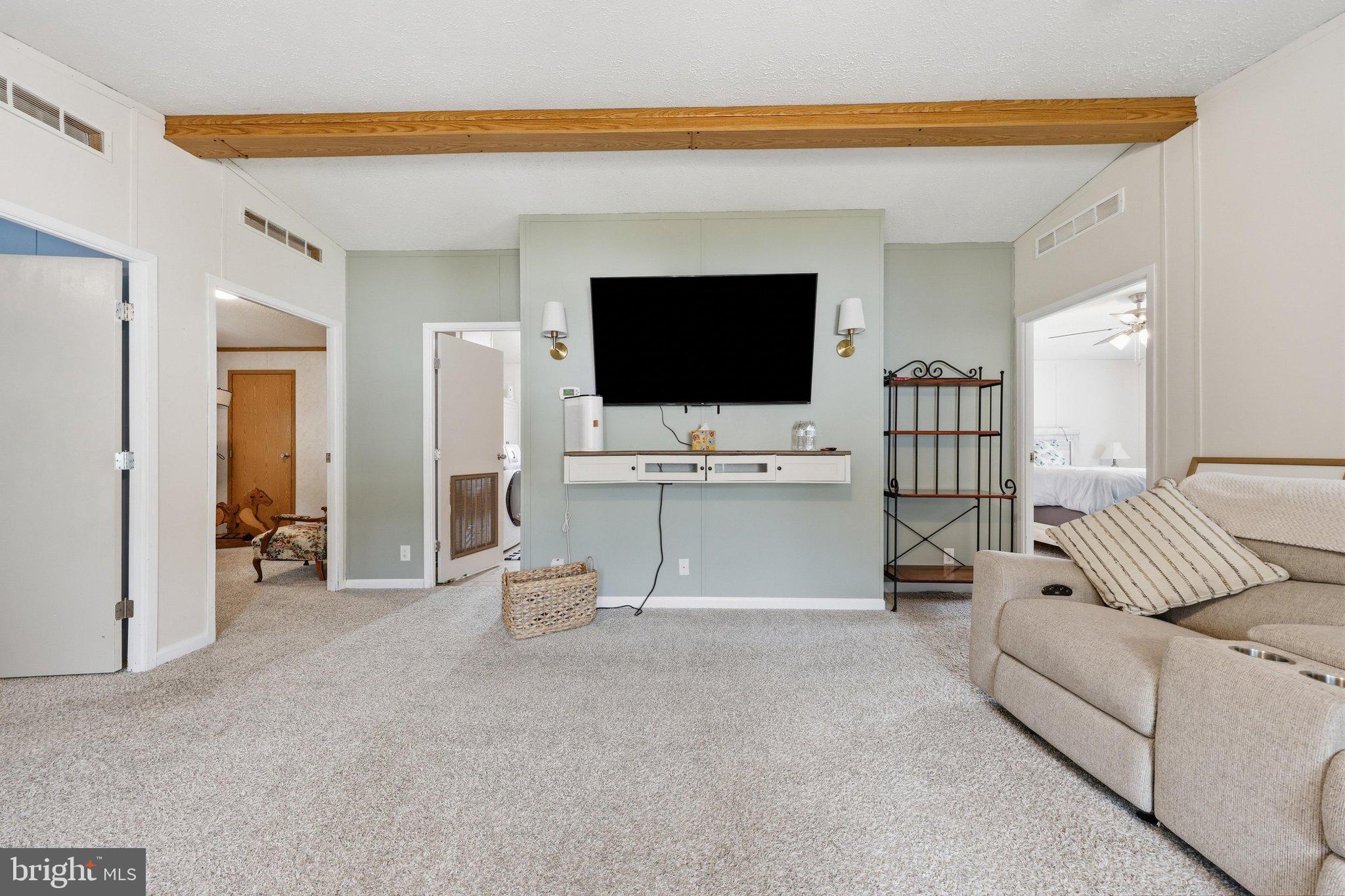 G&G COMMUNITIES - Residential