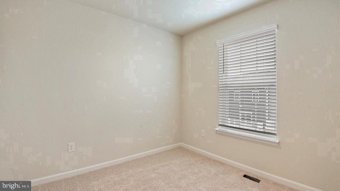 TUSCARORA CREEK - Residential Lease