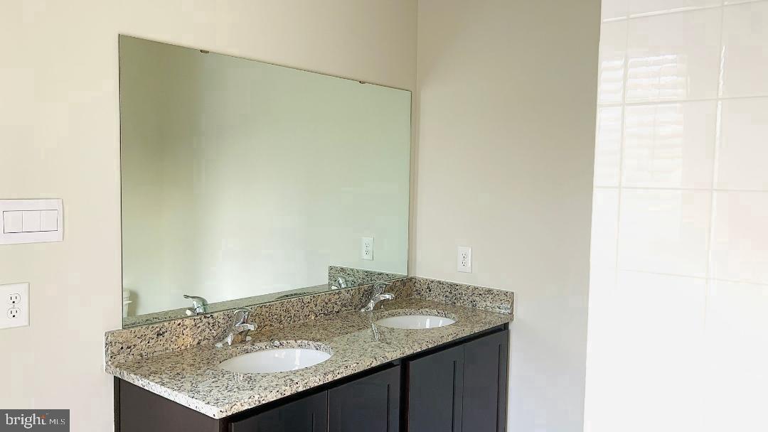 TUSCARORA CREEK - Residential Lease