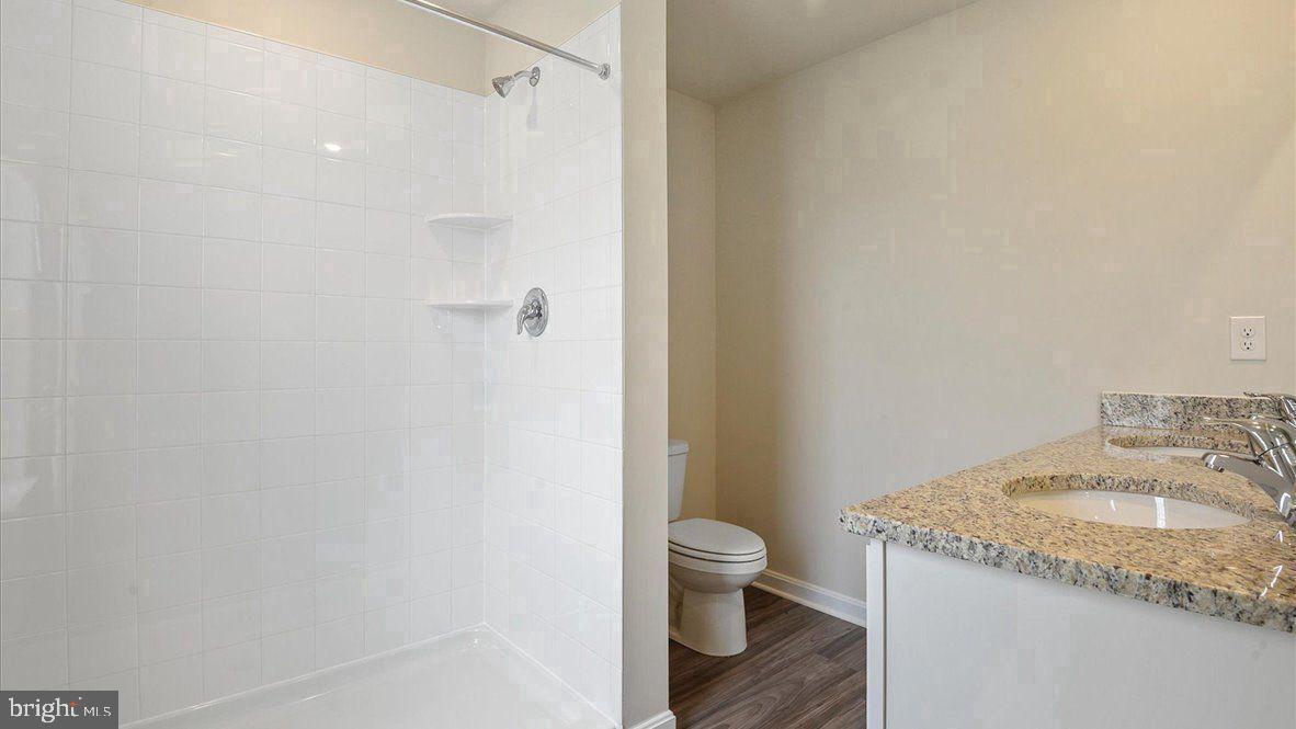 TUSCARORA CREEK - Residential Lease