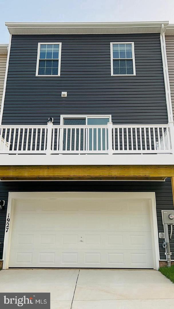 TUSCARORA CREEK - Residential Lease