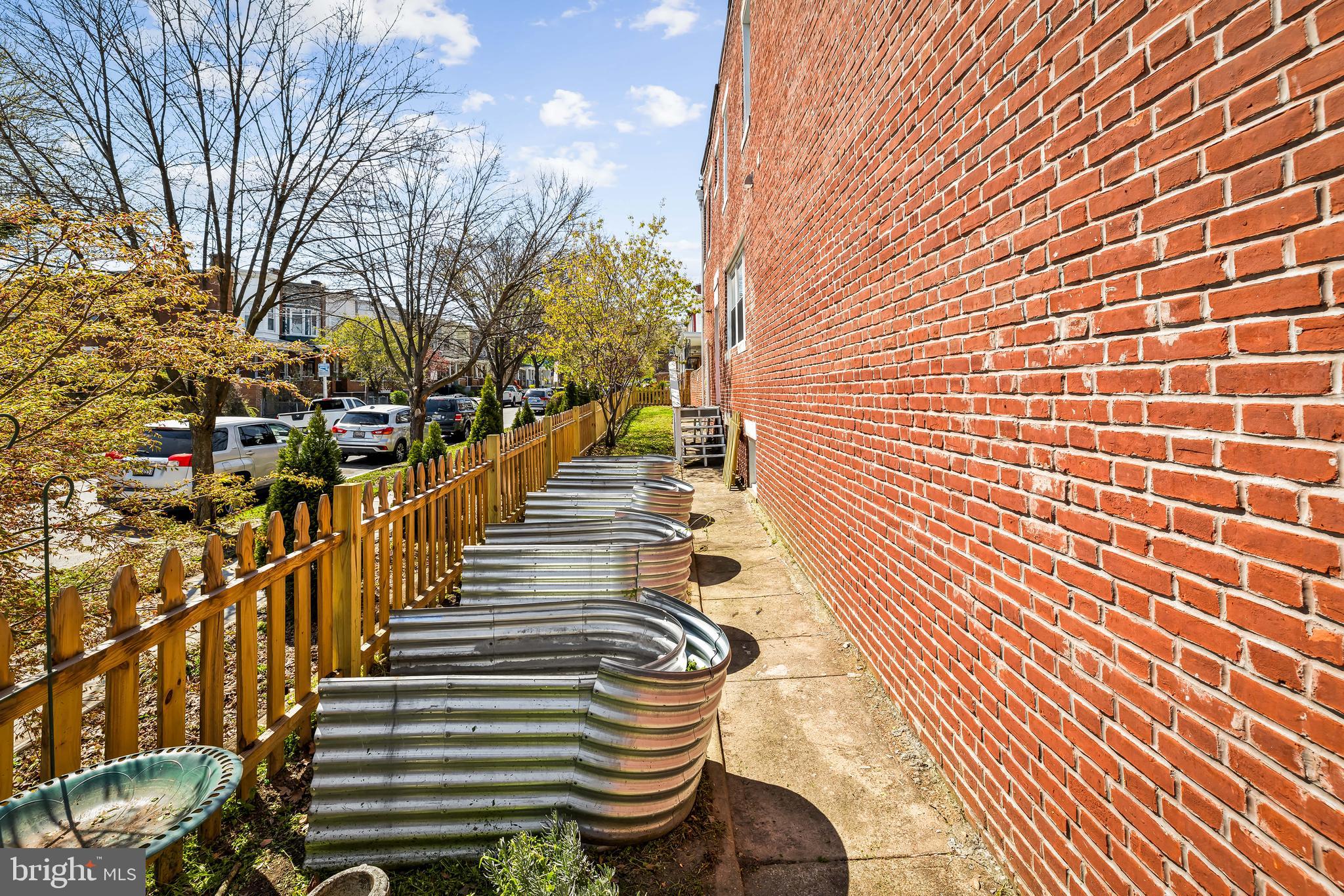 RESERVOIR HILL - Residential