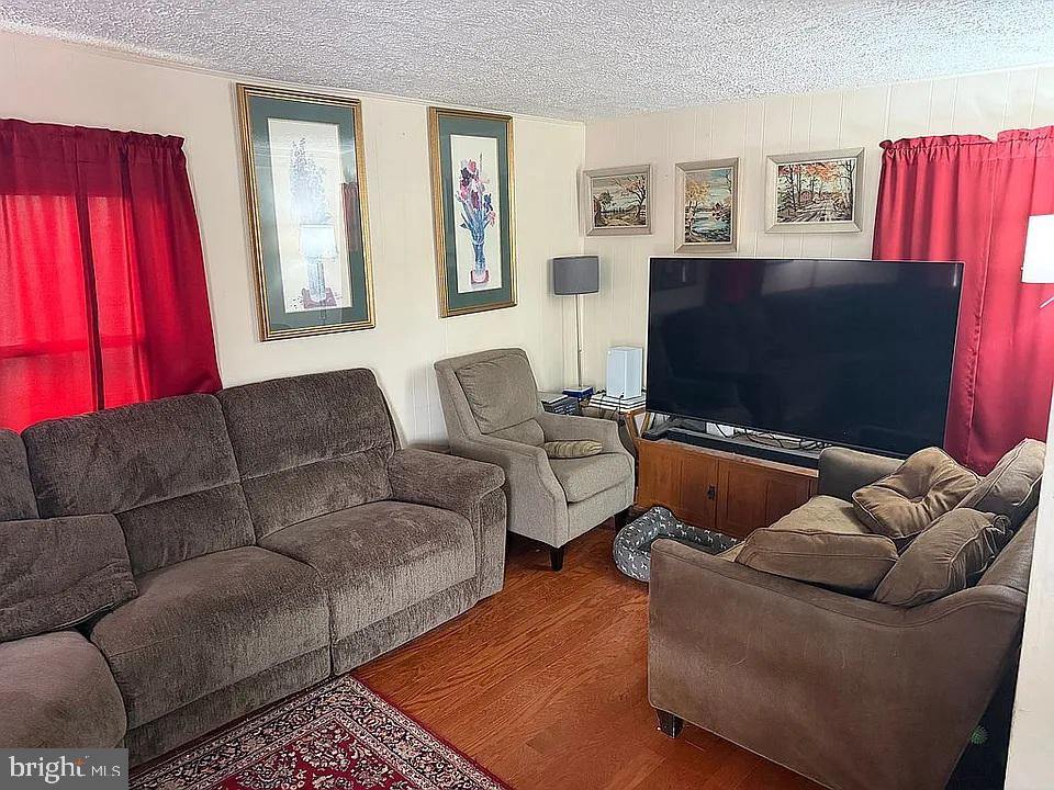 NORTH END - Residential