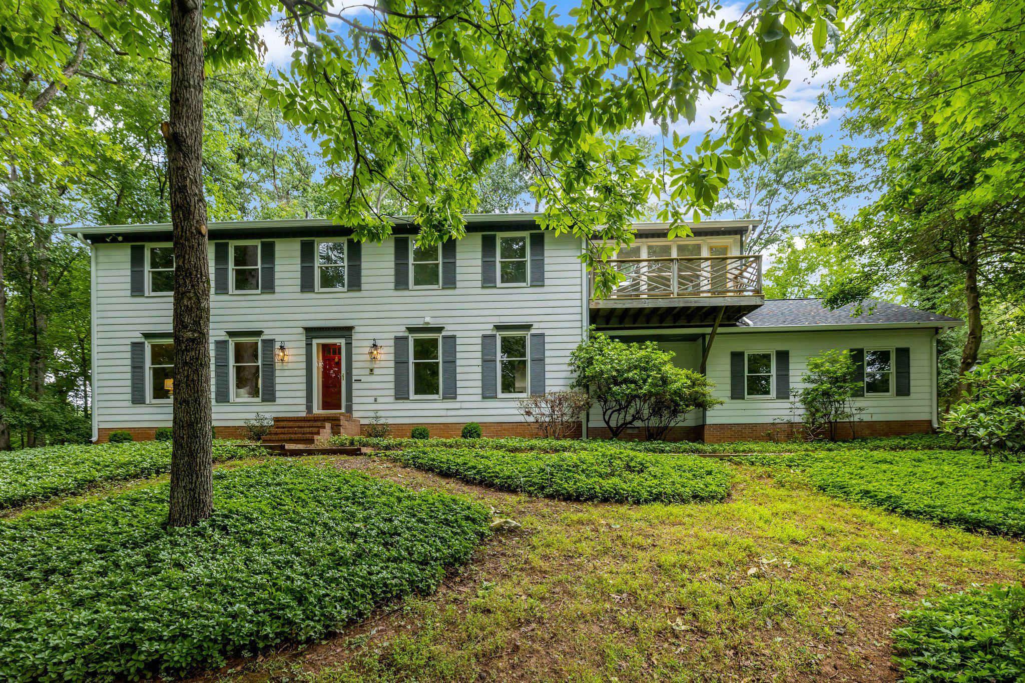 SPRINGVALE MEADOWS - Residential