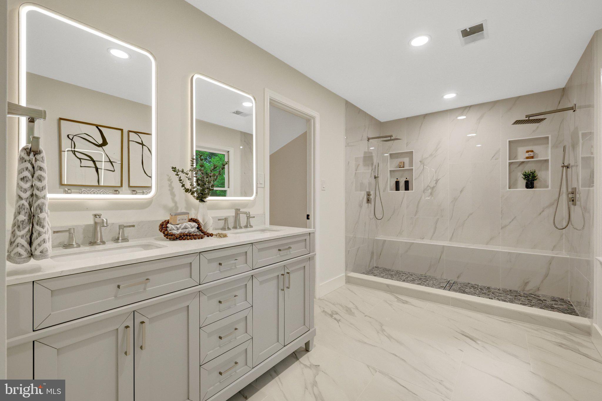 SPRINGVALE MEADOWS - Residential