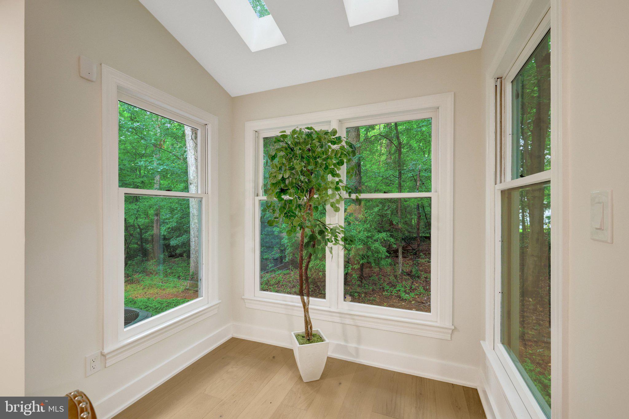SPRINGVALE MEADOWS - Residential