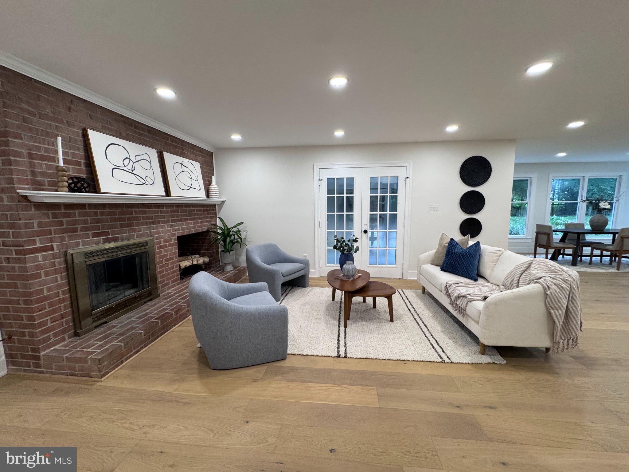SPRINGVALE MEADOWS - Residential