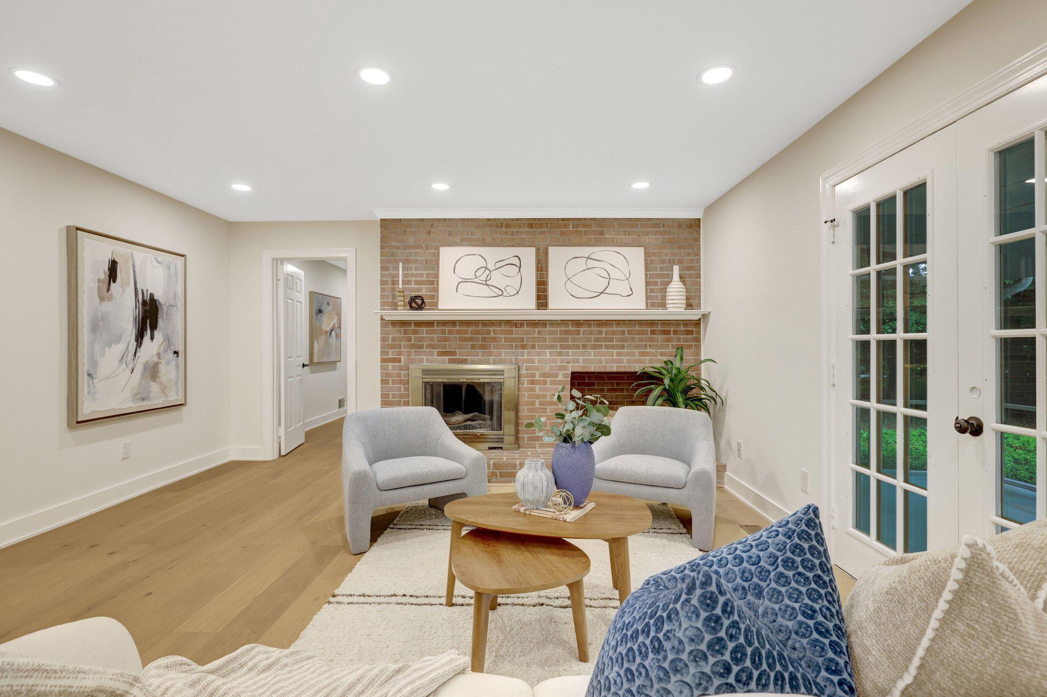 SPRINGVALE MEADOWS - Residential