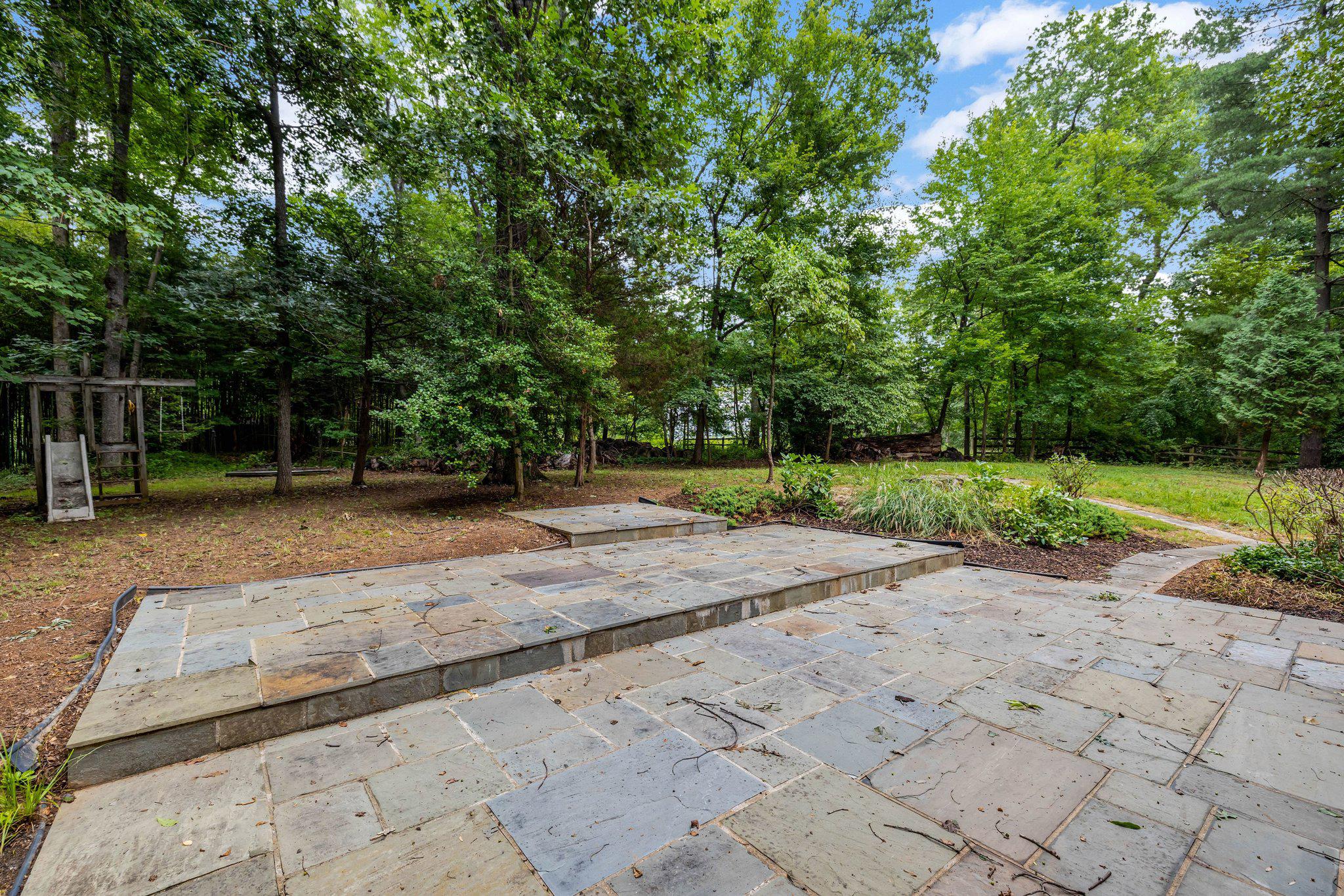 SPRINGVALE MEADOWS - Residential