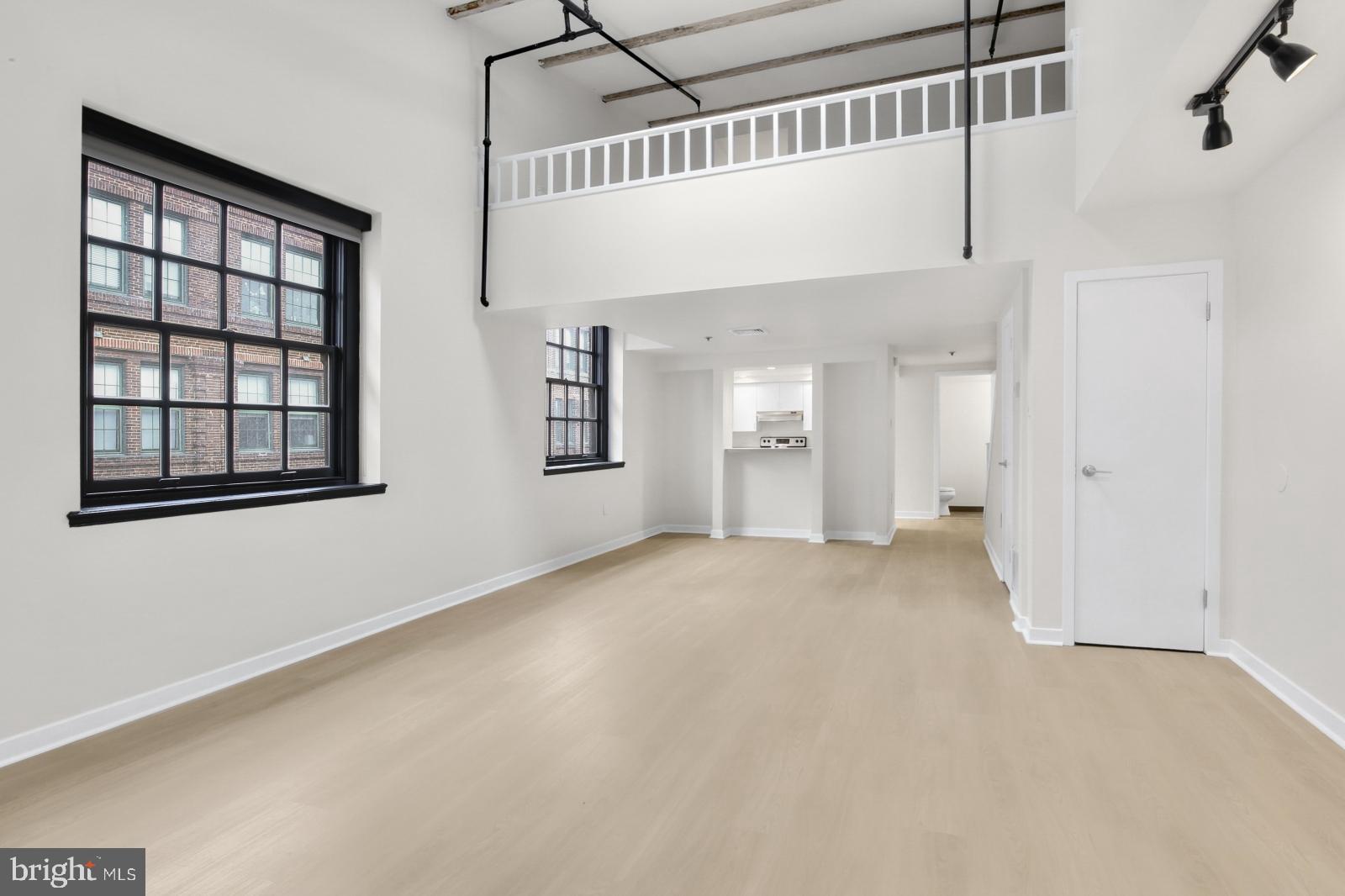OLD CITY - Residential Lease