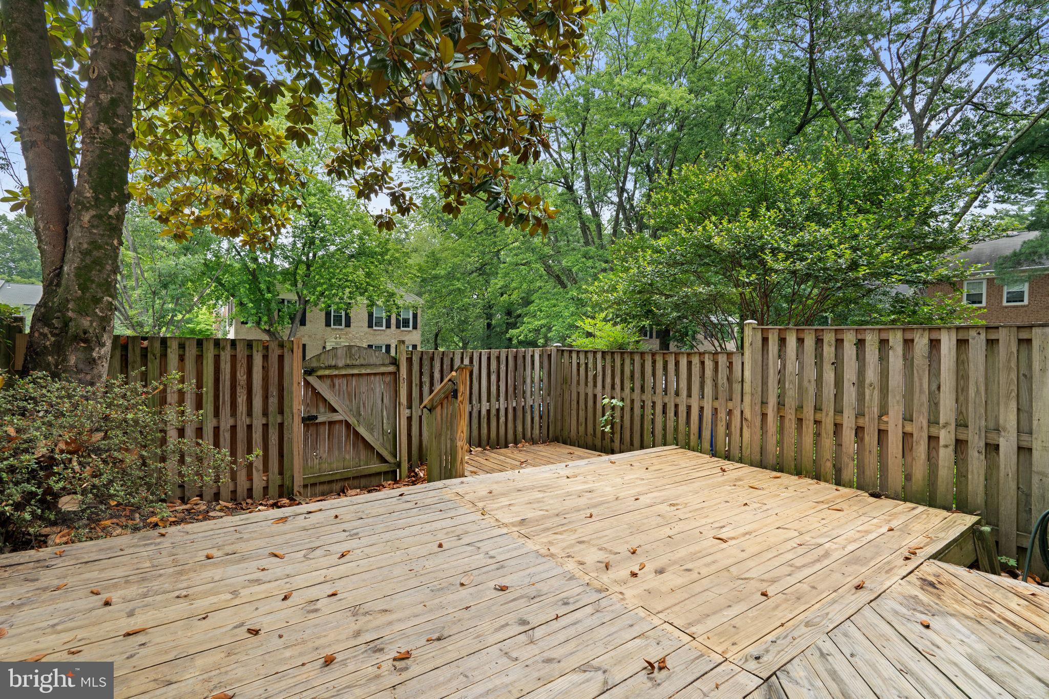 RESTON - Residential