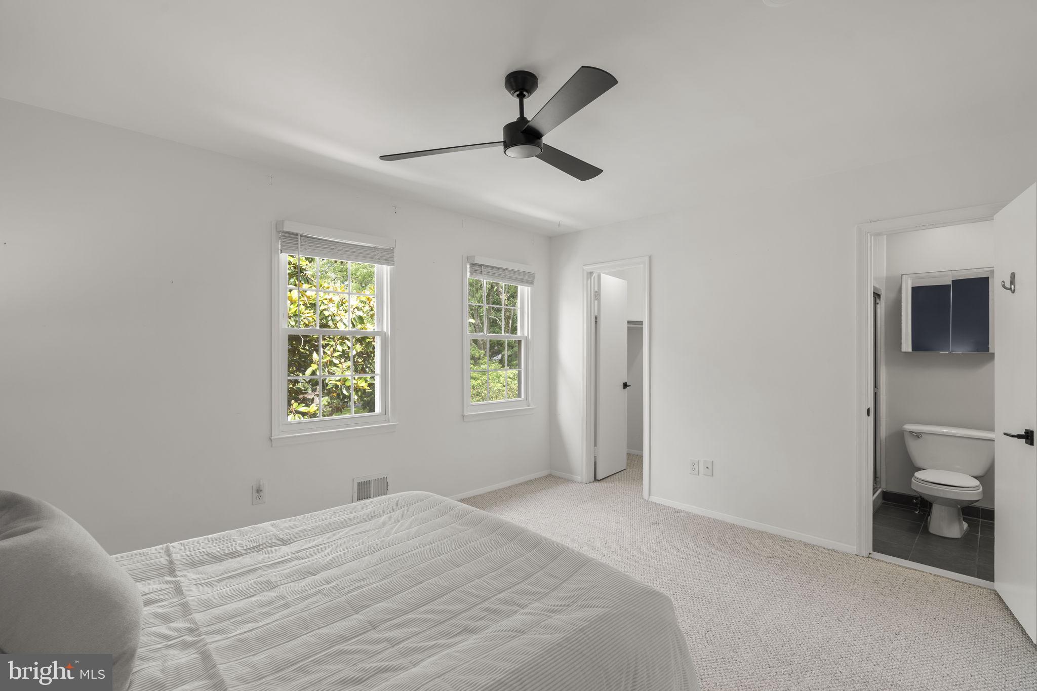 RESTON - Residential