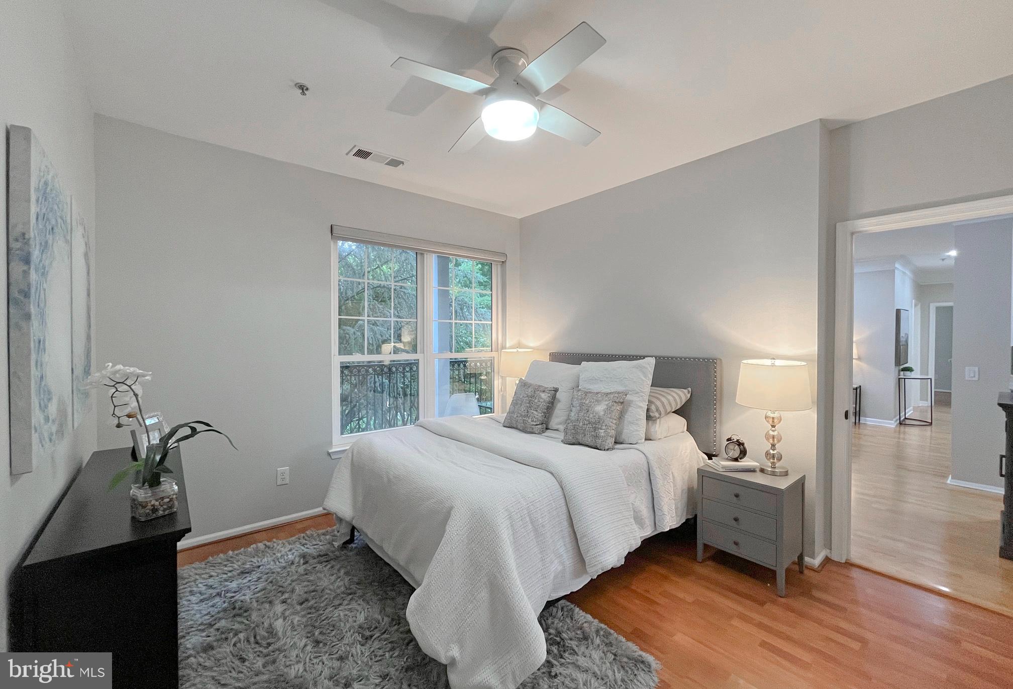 GATES OF MCLEAN - Residential