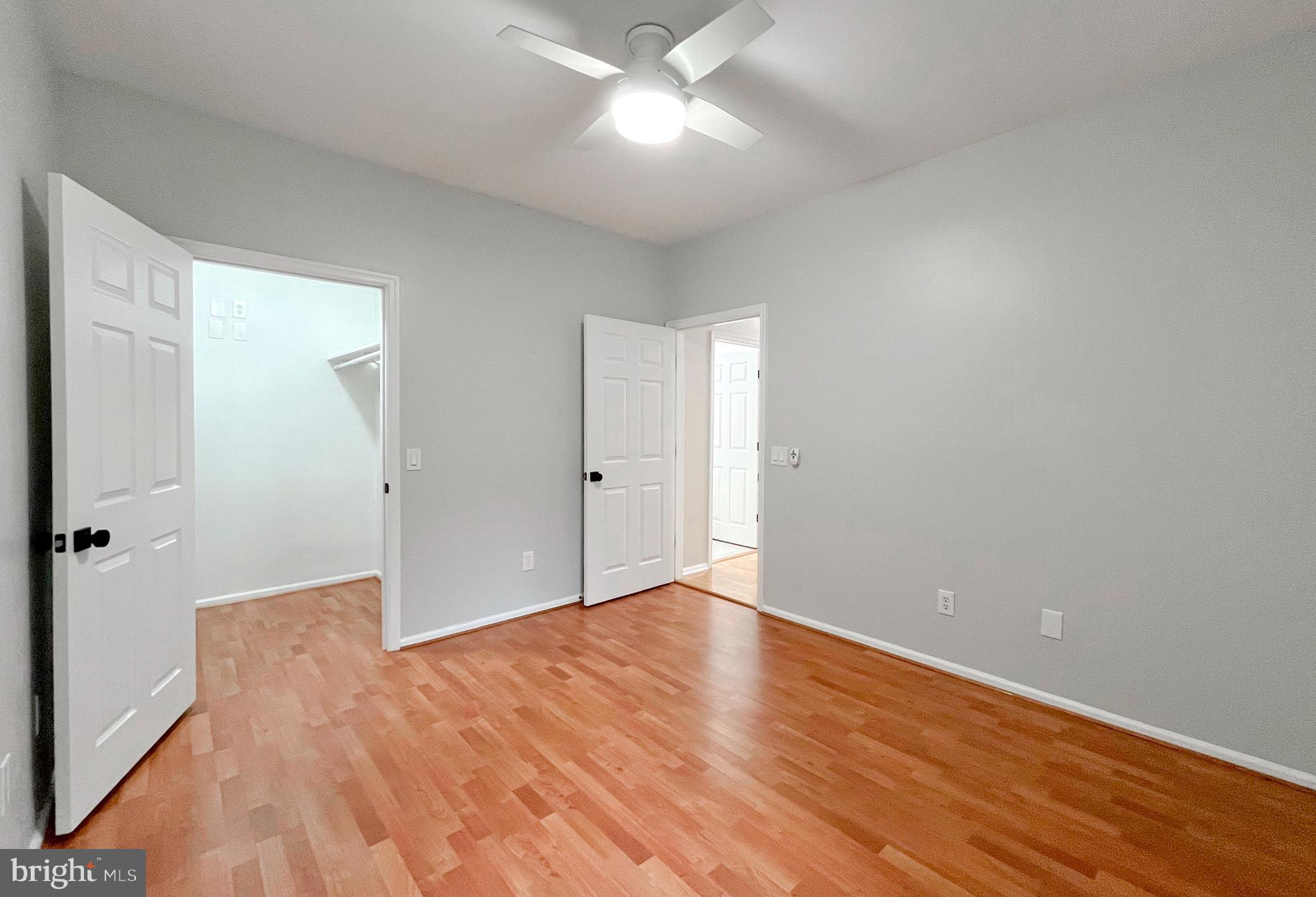 GATES OF MCLEAN - Residential