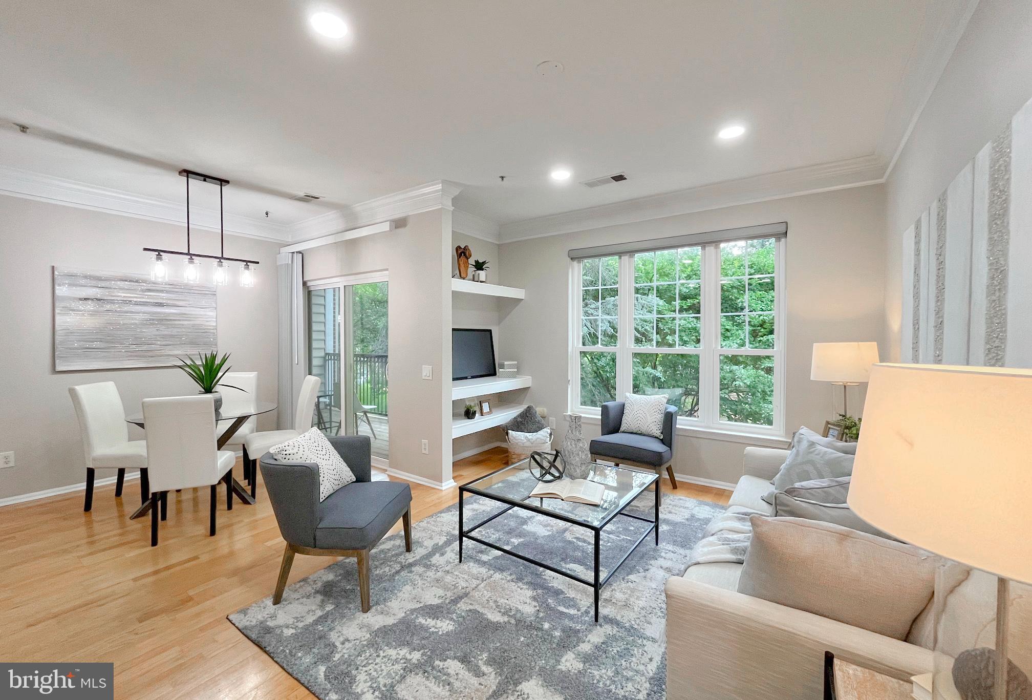 GATES OF MCLEAN - Residential