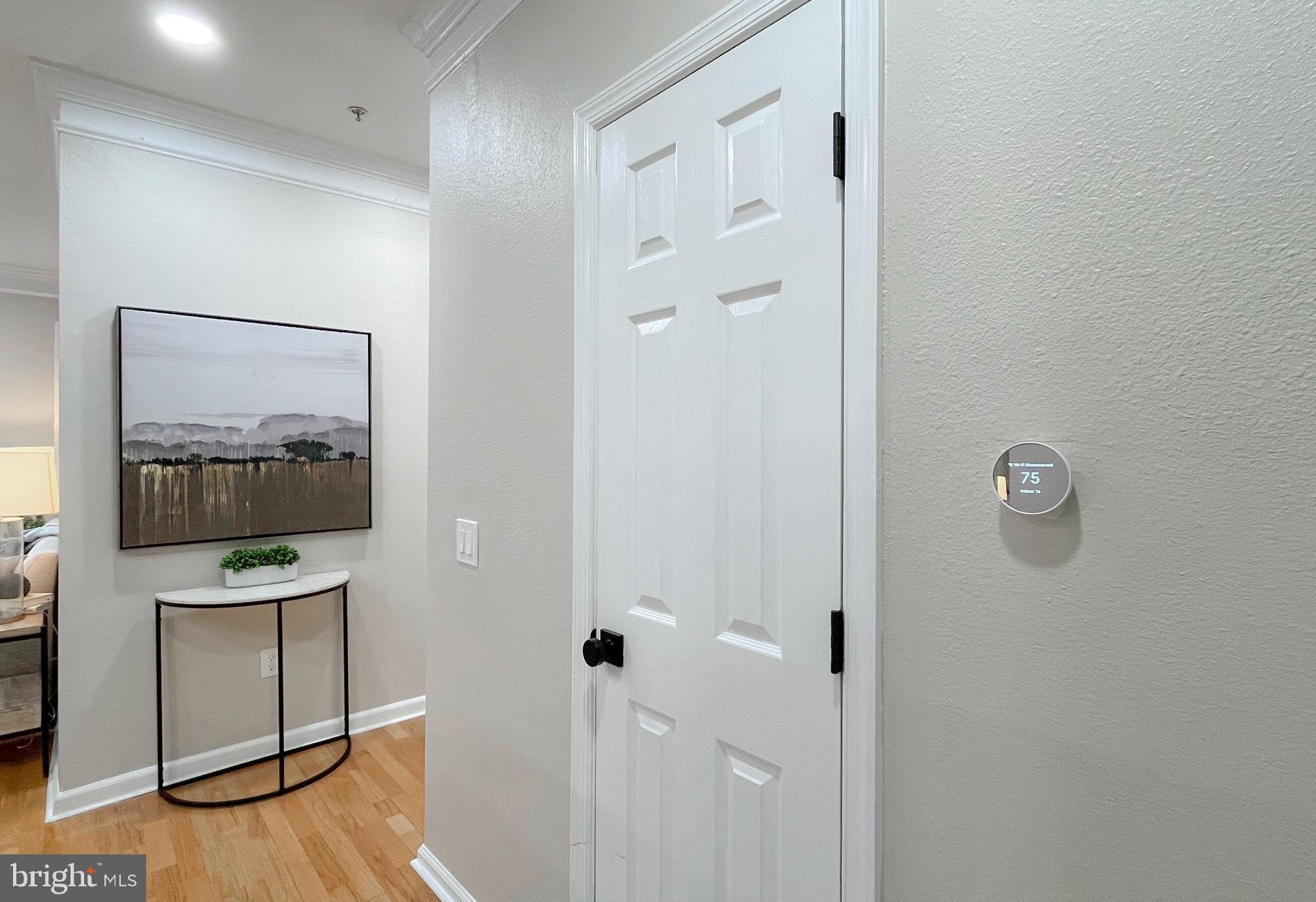GATES OF MCLEAN - Residential