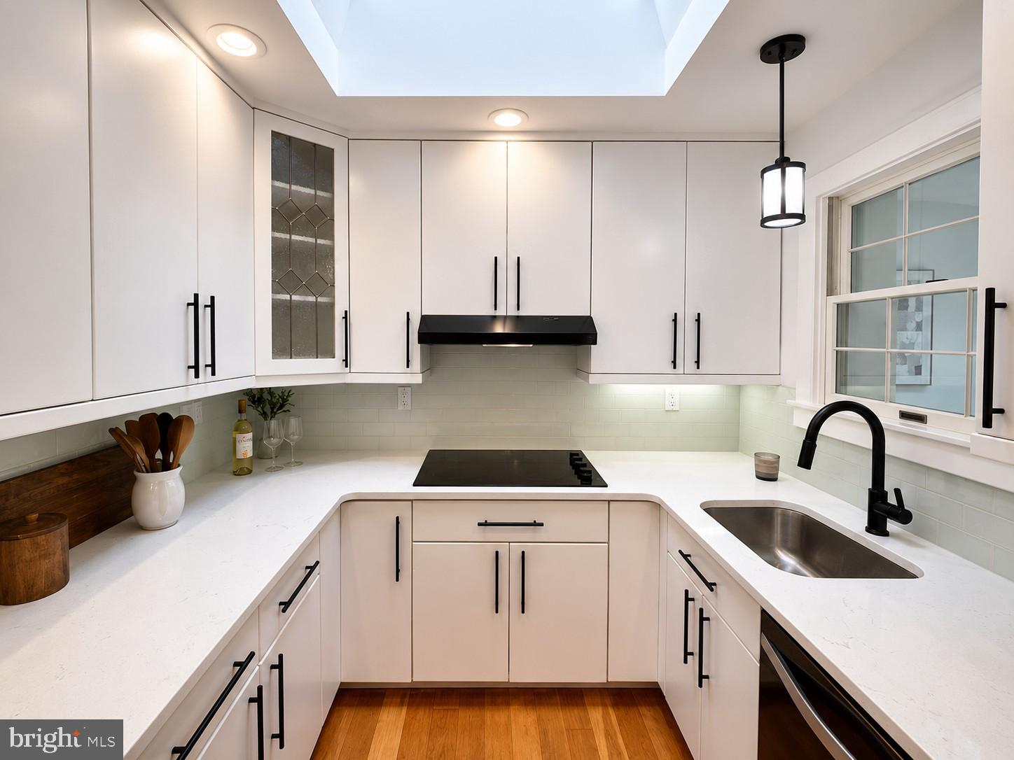 KENSINGTON ESTATES - Residential