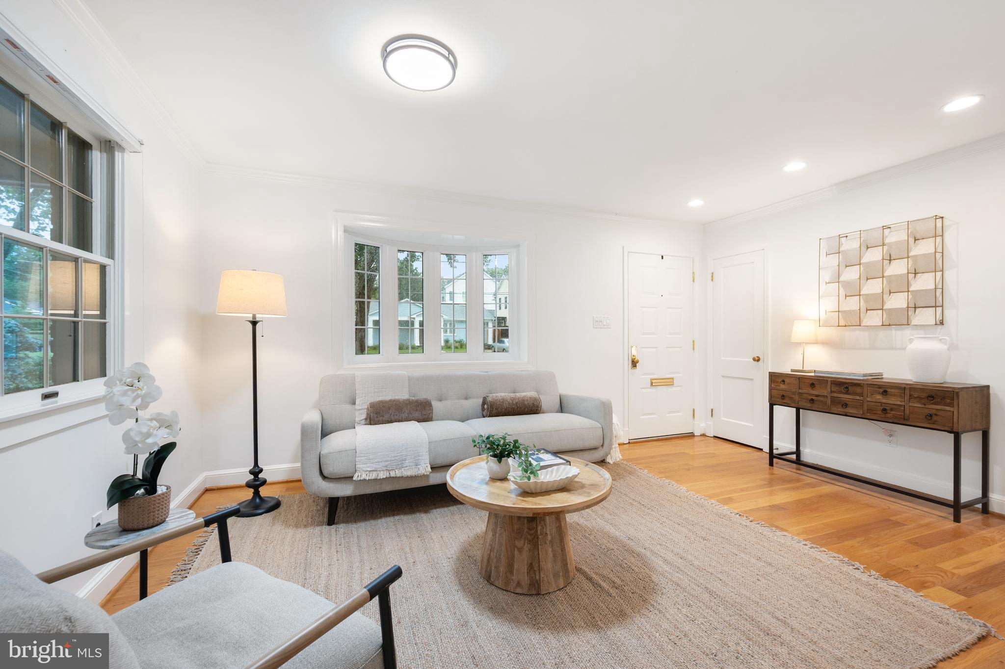 KENSINGTON ESTATES - Residential